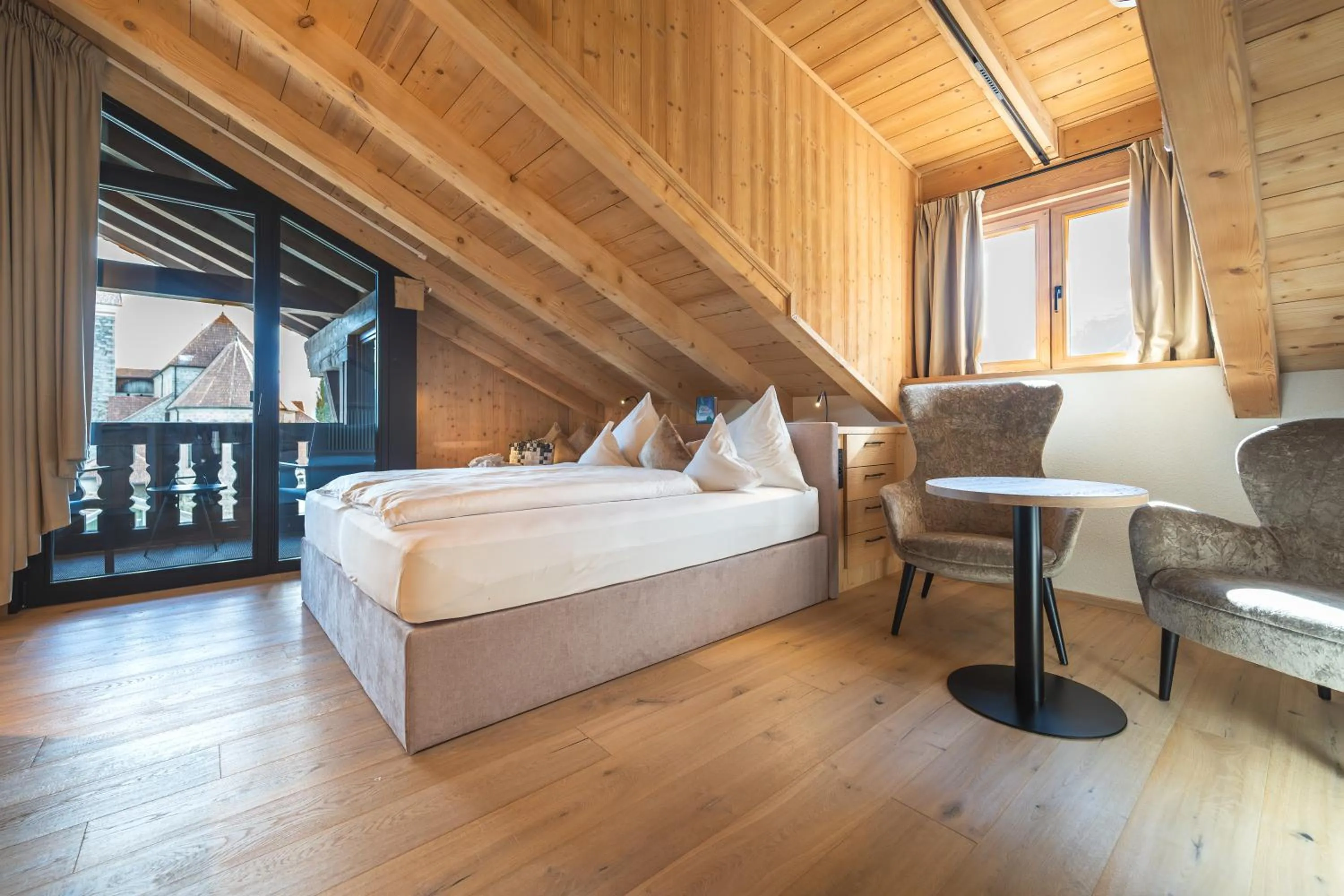 Bedroom, Bed in Hotel Schlosswirt