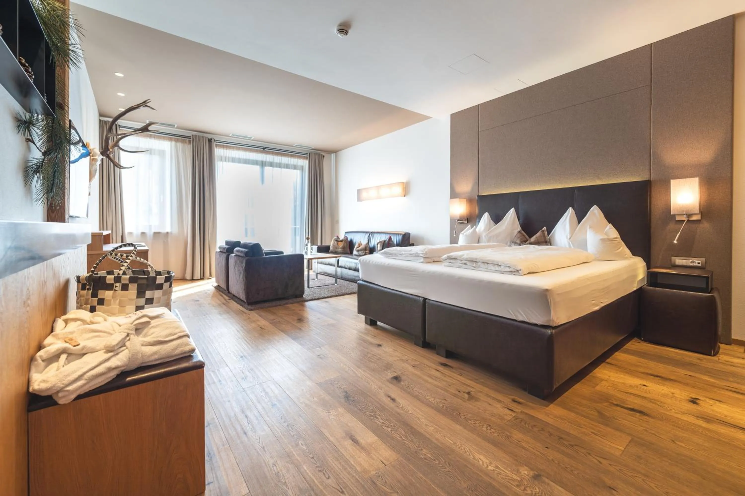 Bedroom, Bed in Hotel Schlosswirt