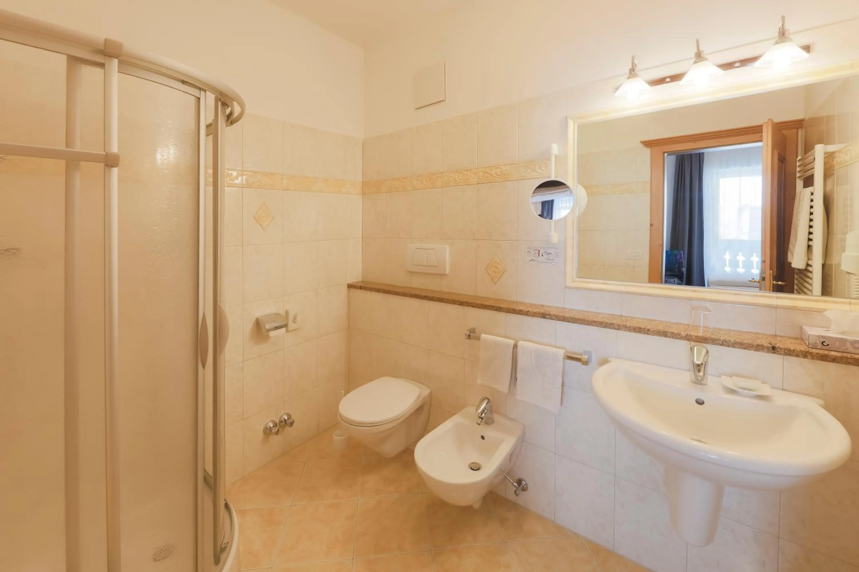 Bathroom in Hotel Schlosswirt