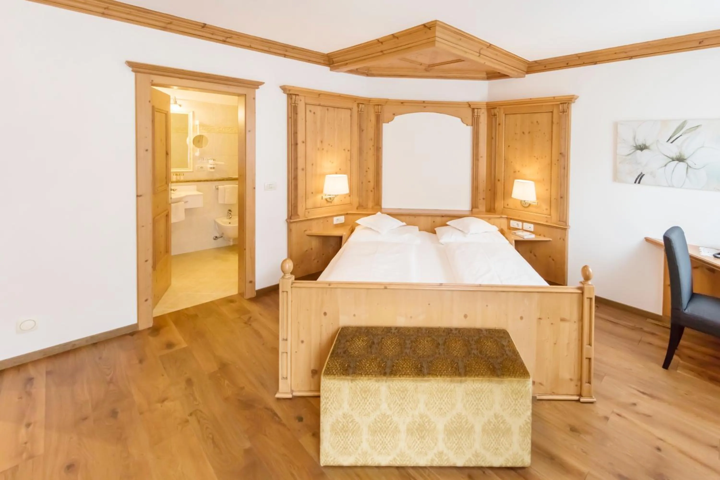 Photo of the whole room, Bed in Hotel Schlosswirt