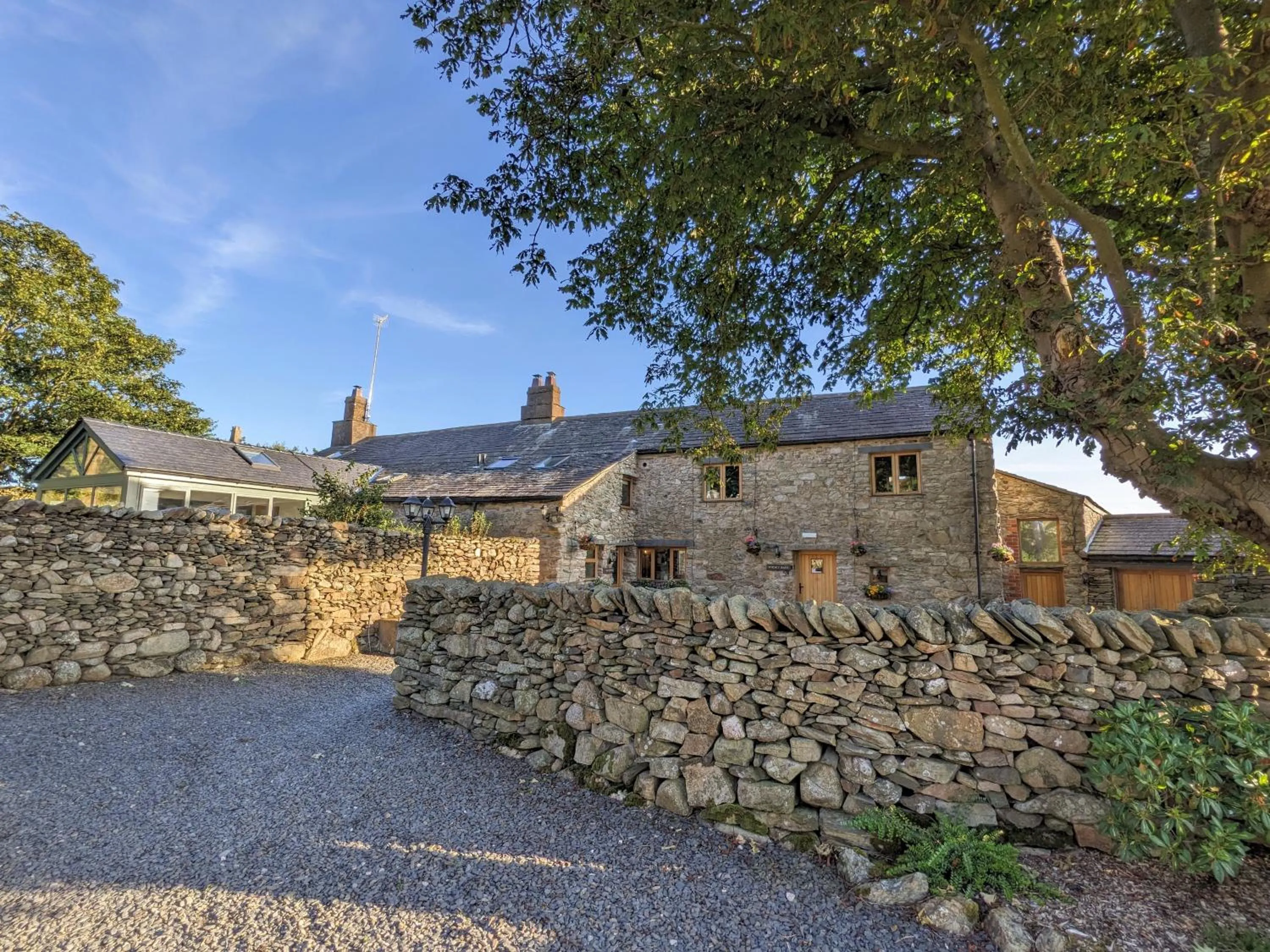 Property building in The Wayside and Whisky Barn