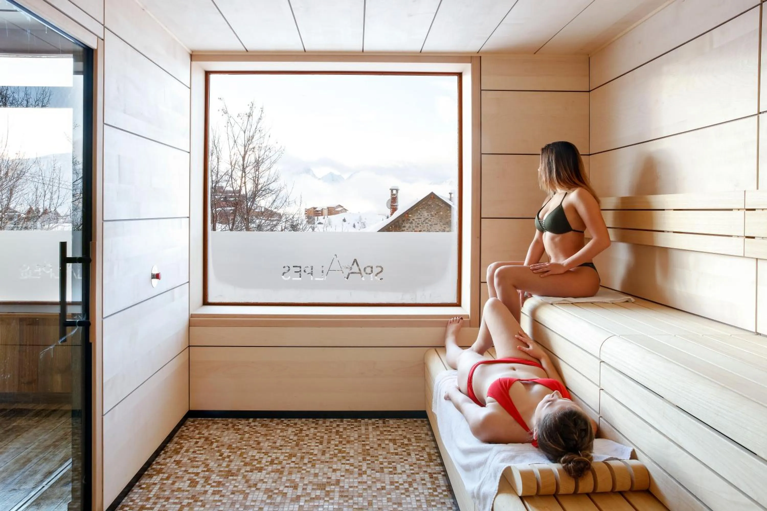 Sauna in Grandes Rousses Hotel & Spa