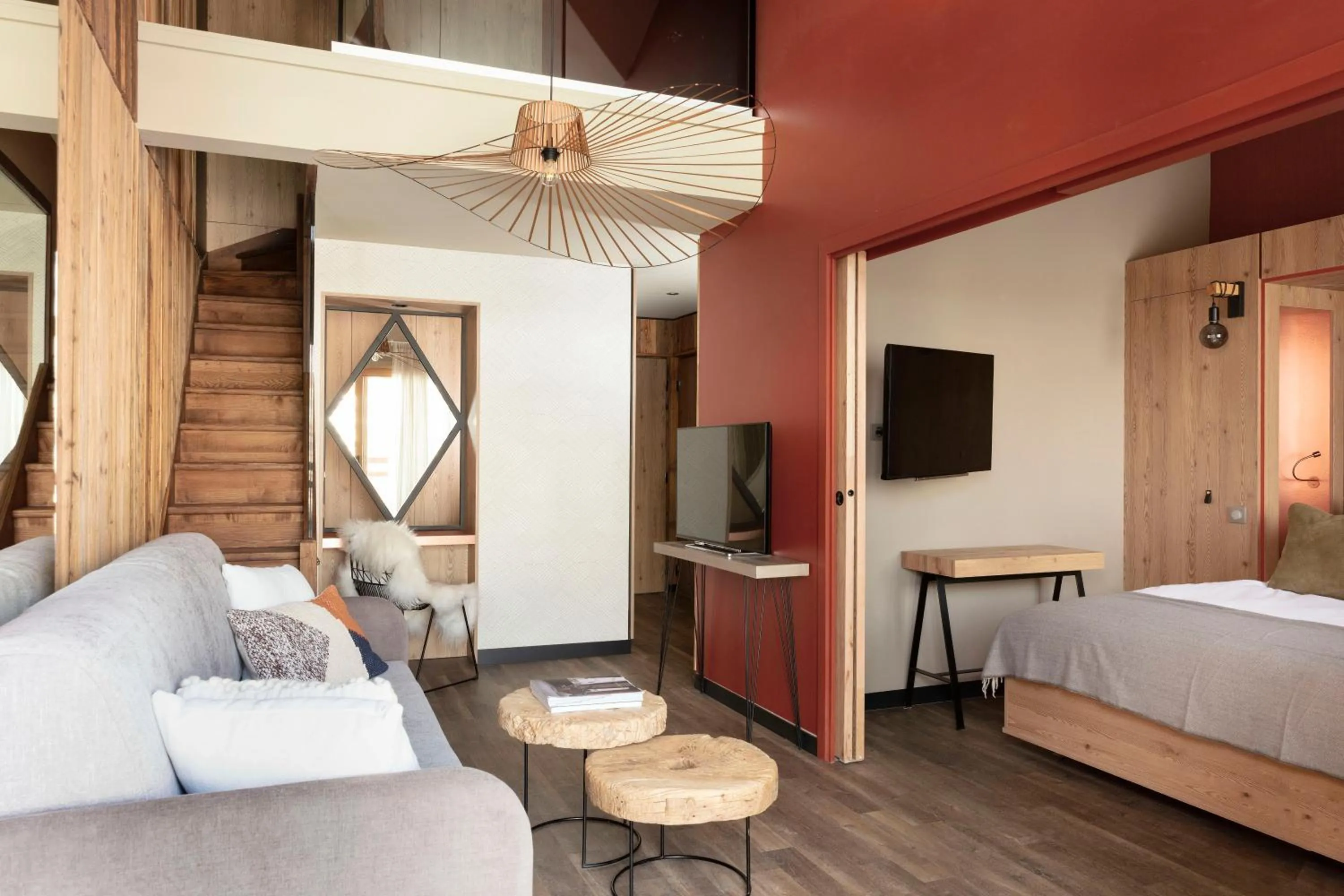 Photo of the whole room, Bed in Grandes Rousses Hotel & Spa