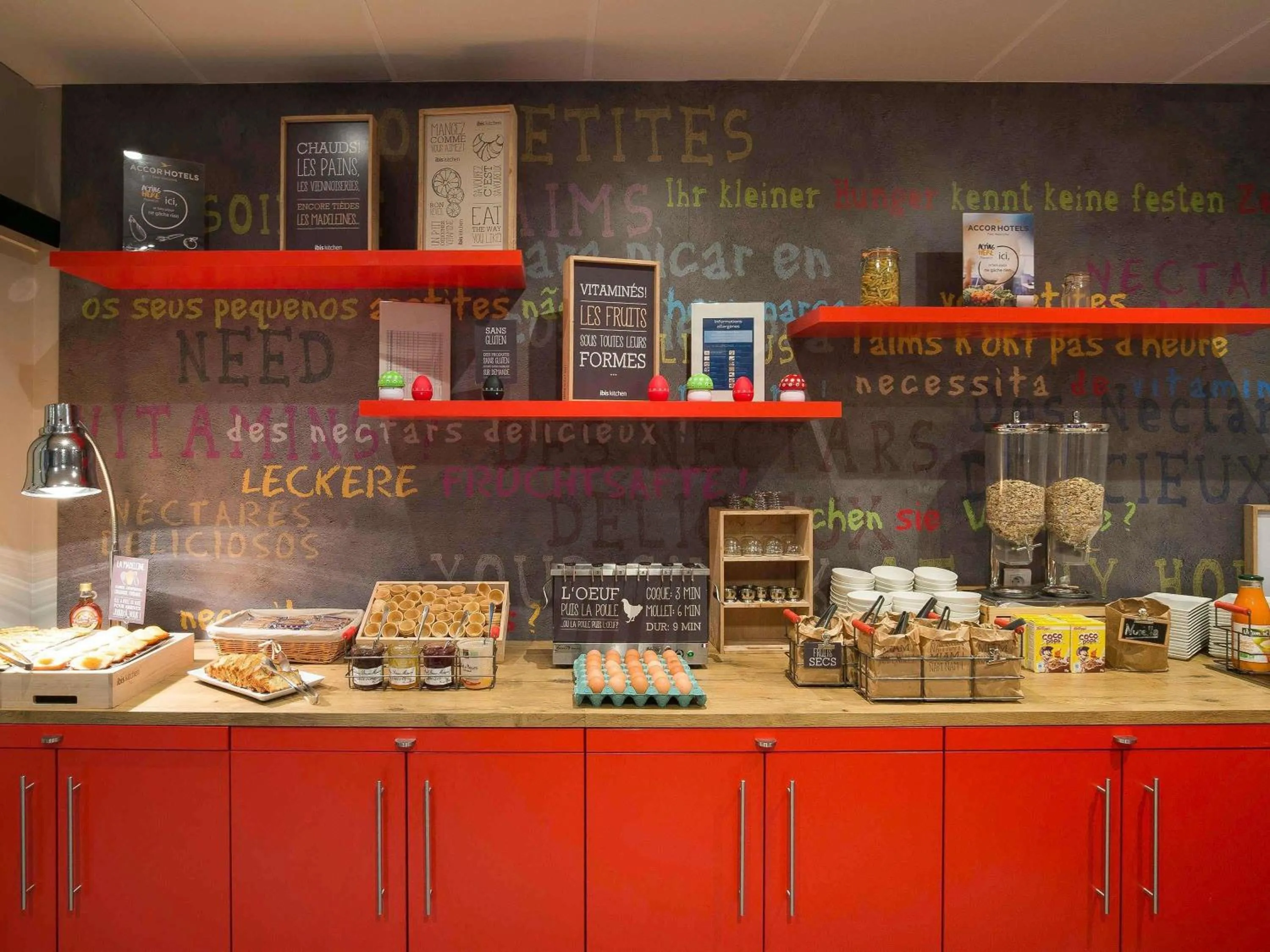 Breakfast in ibis Antibes Sophia-Antipolis