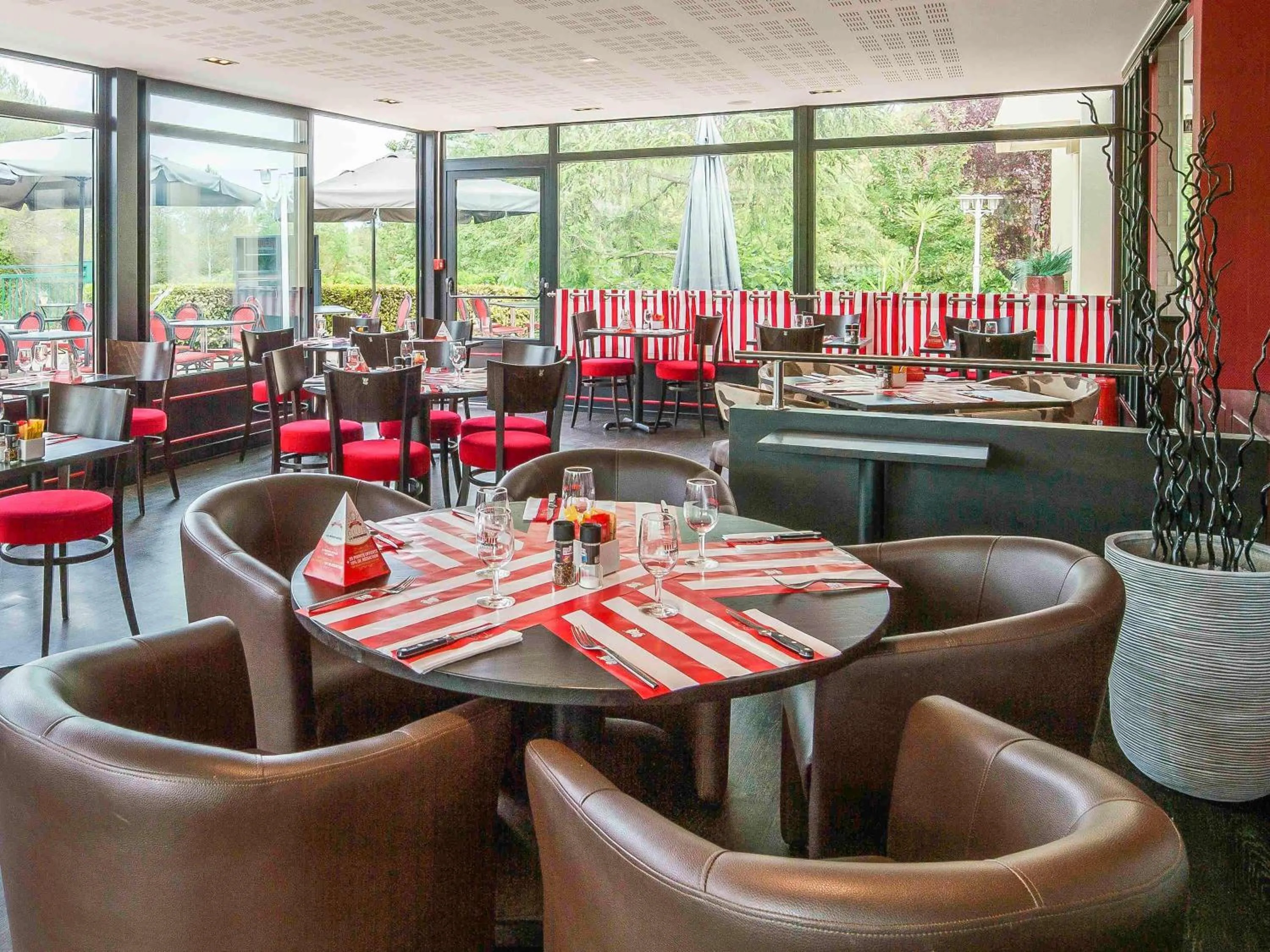 Property building in ibis Antibes Sophia-Antipolis