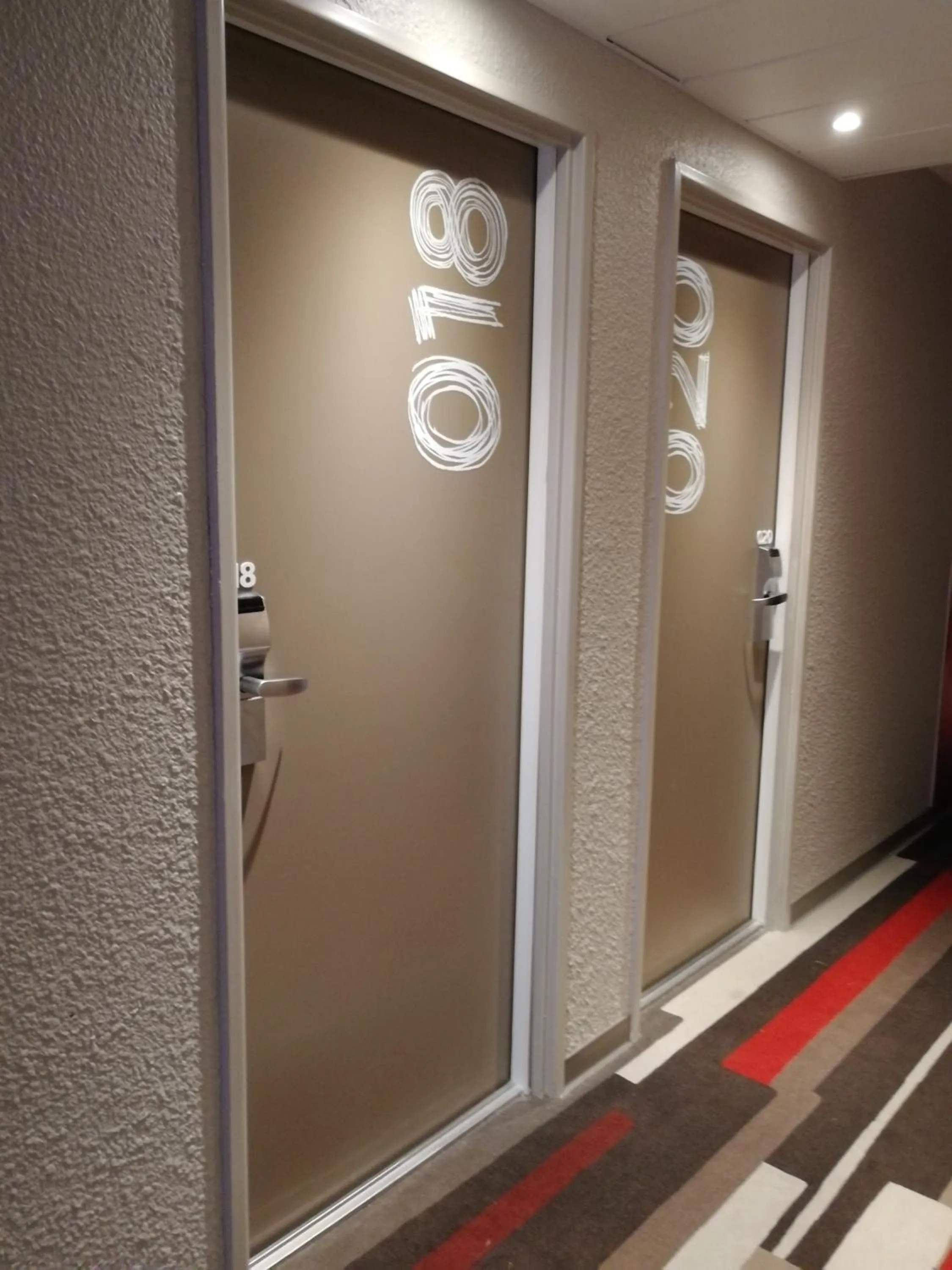 Family in ibis Antibes Sophia-Antipolis