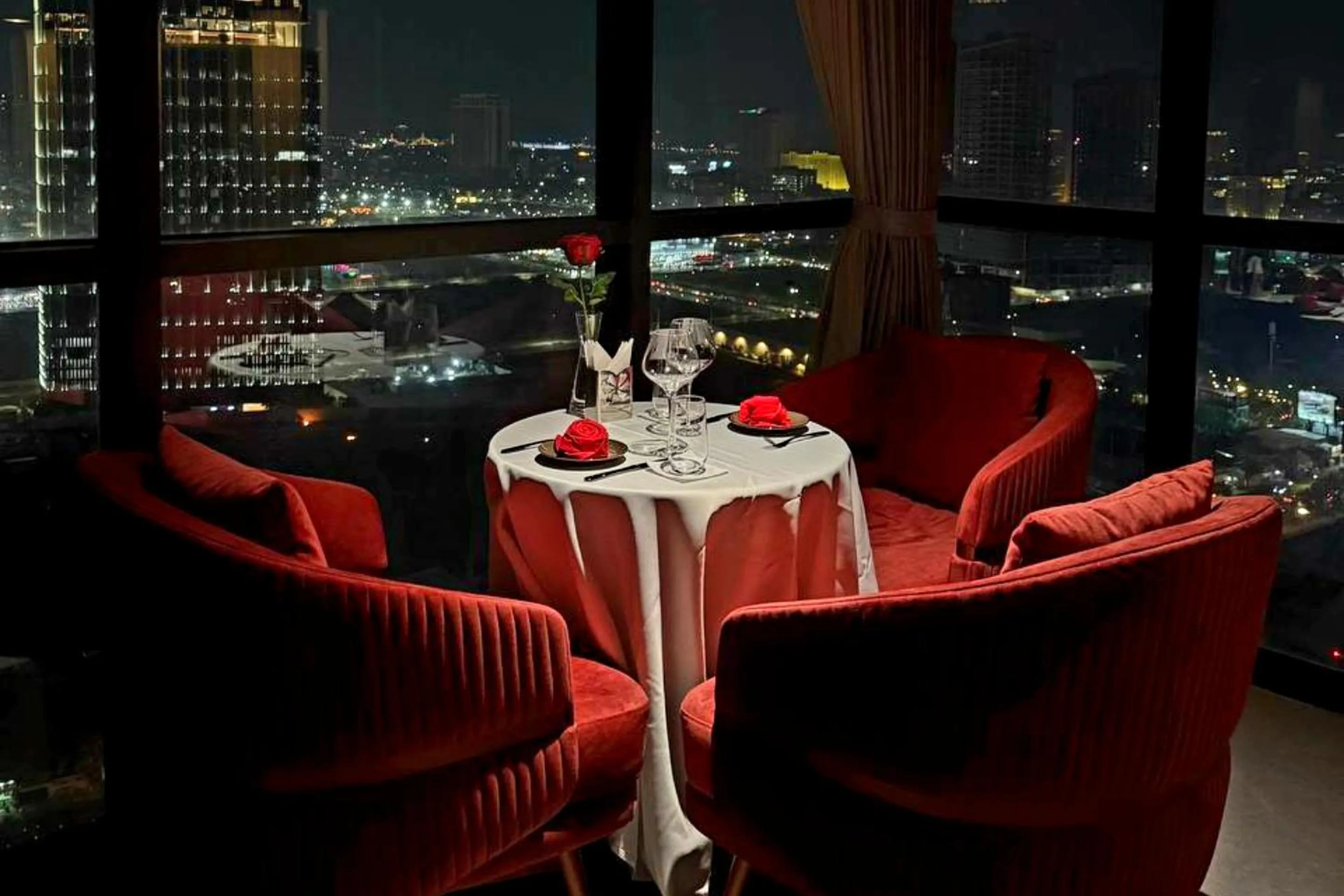 Property building in Luxcity Hotel & Apartment