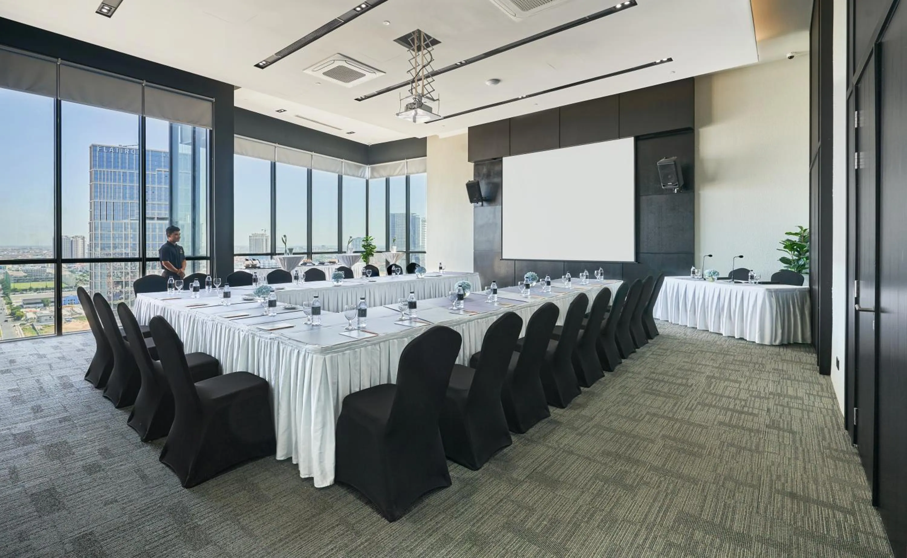 Meeting/conference room in Luxcity Hotel & Apartment