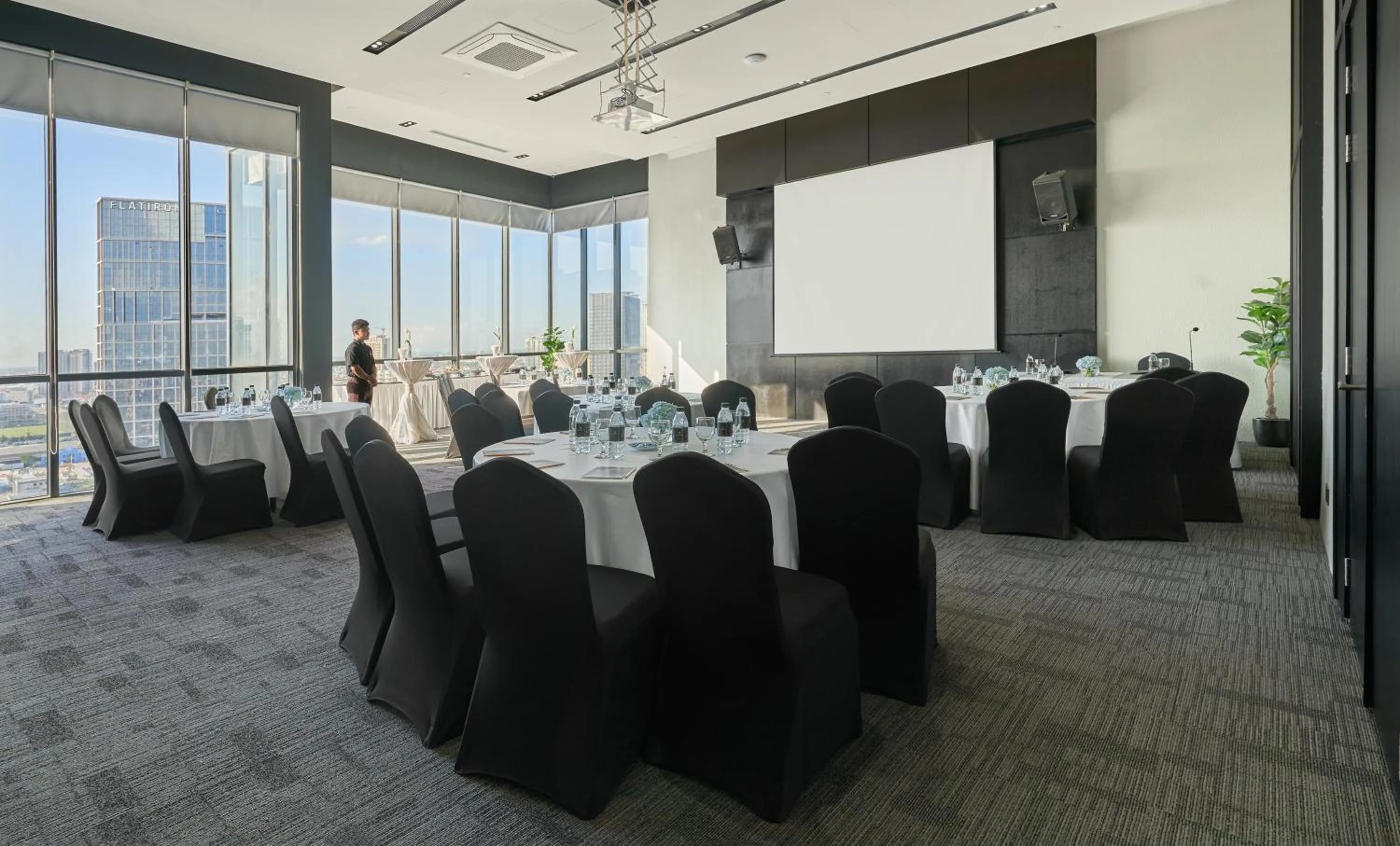 Meeting/conference room in Luxcity Hotel & Apartment
