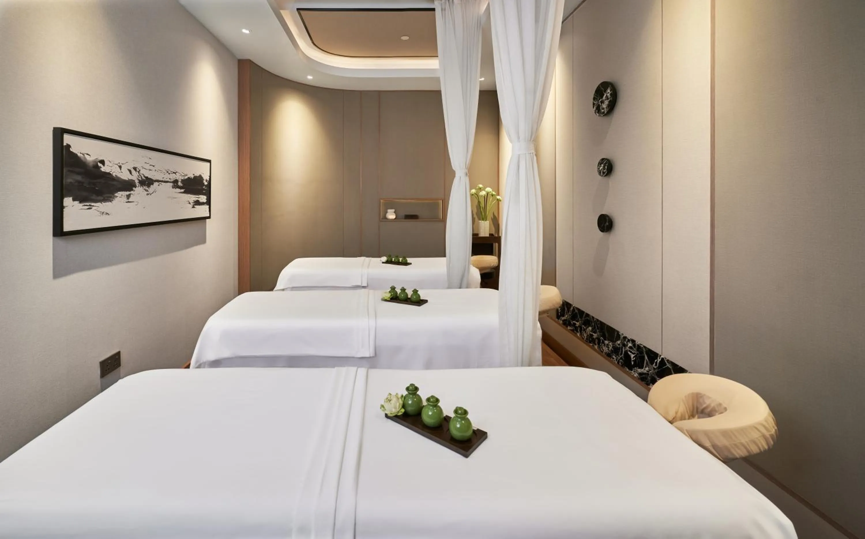 Spa and wellness centre/facilities in Luxcity Hotel & Apartment