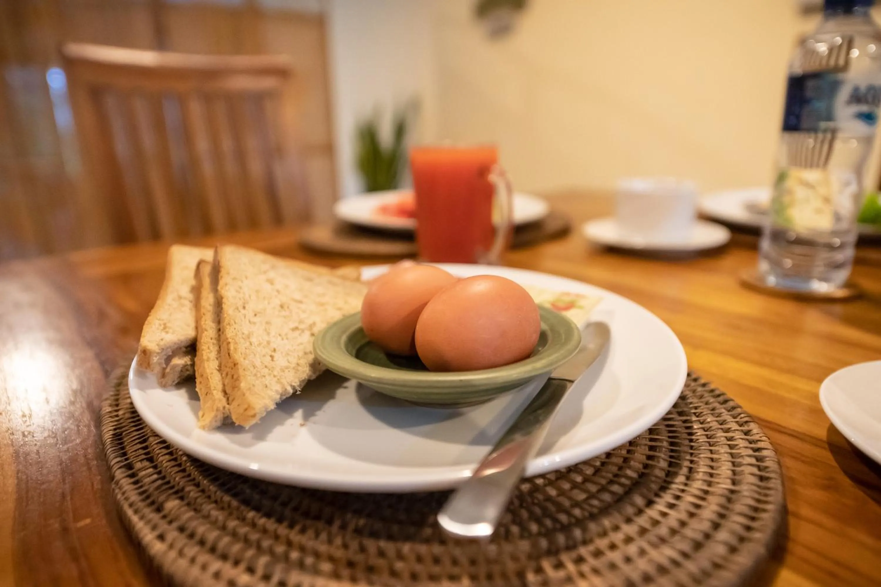 Food and drinks in Mardika Private Villa