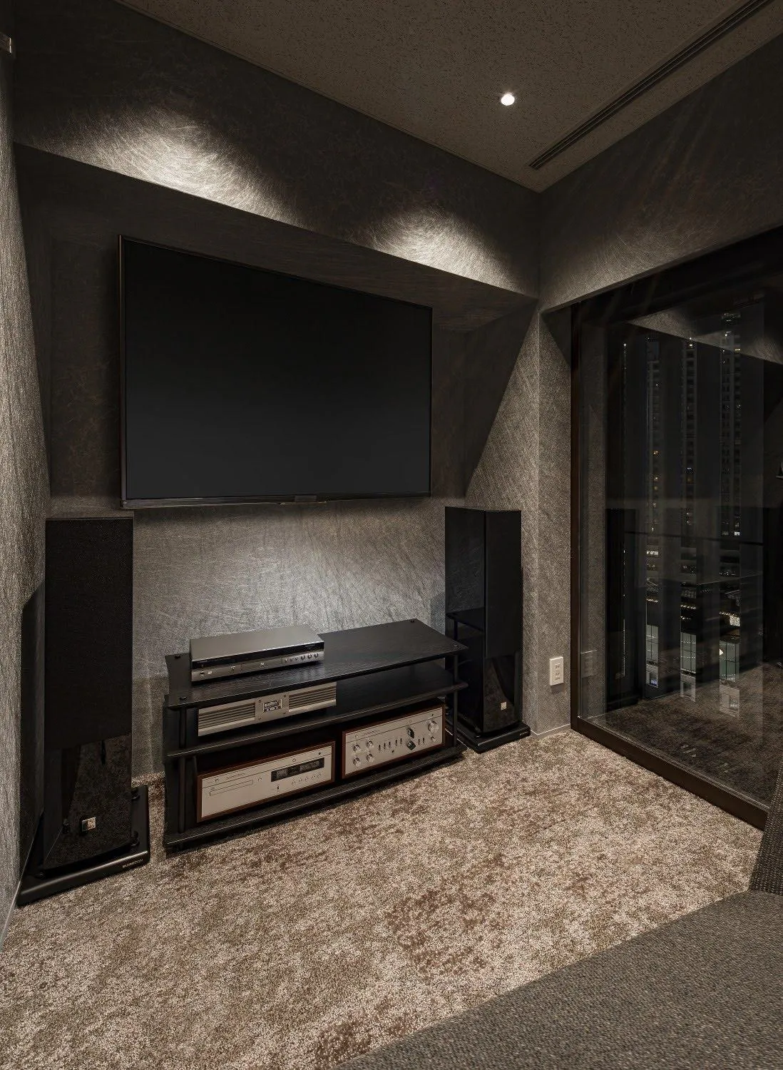 Photo of the whole room in Hotel Royal Classic Osaka