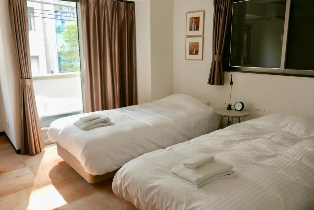 Bed in Tokyo Sakurako Hatchobori