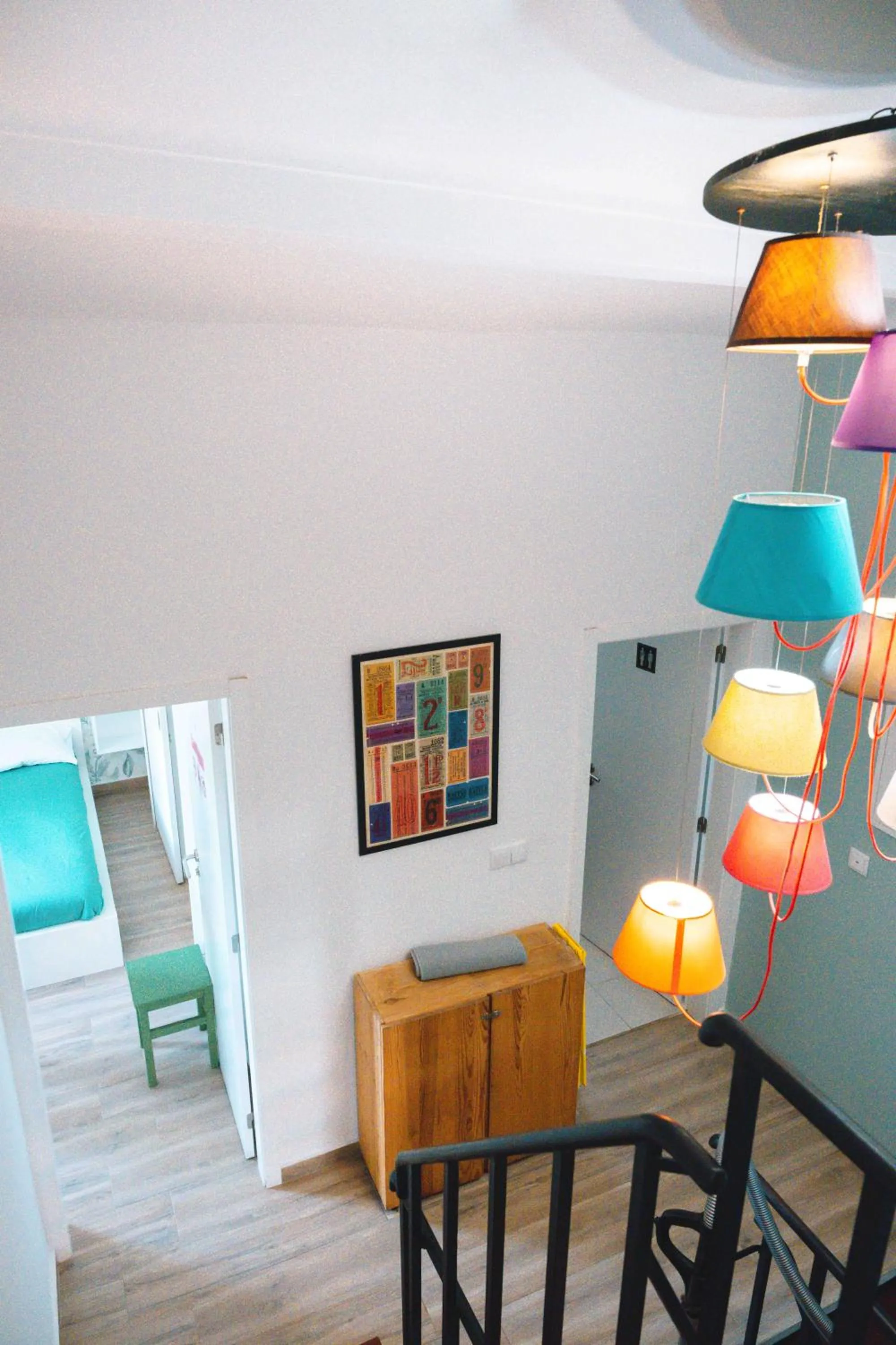 Area and facilities in Cascais Bay Hostel