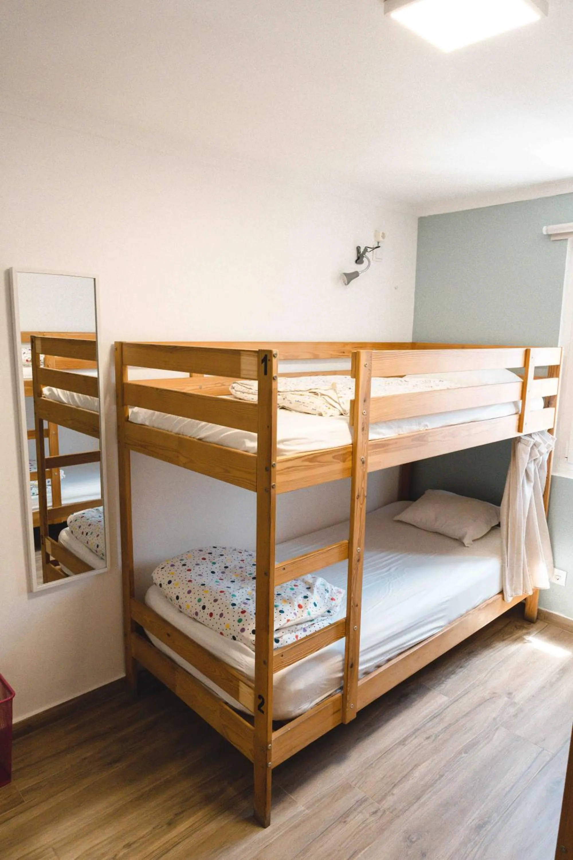 Bedroom, Bed in Cascais Bay Hostel