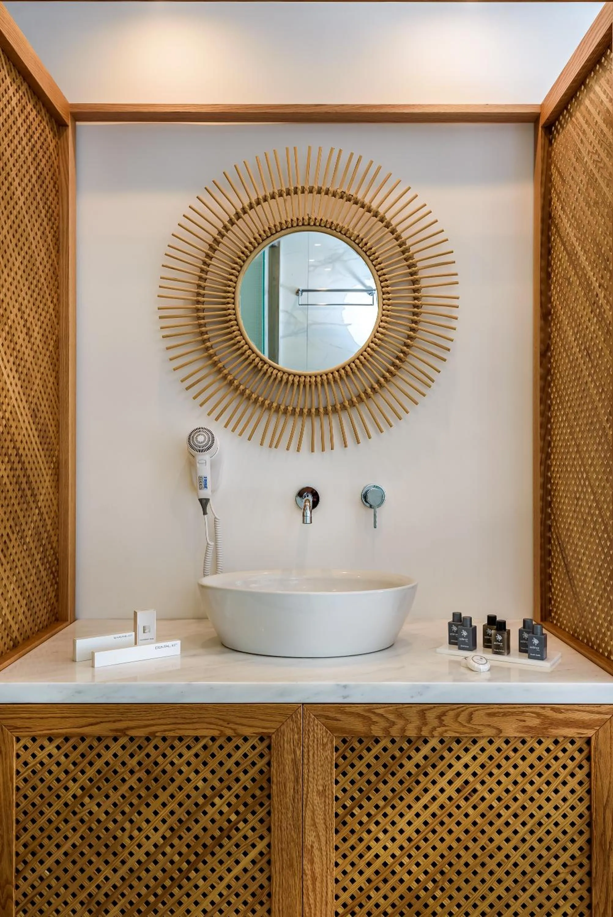 Bathroom in Solimar White Pearl - Adults Only