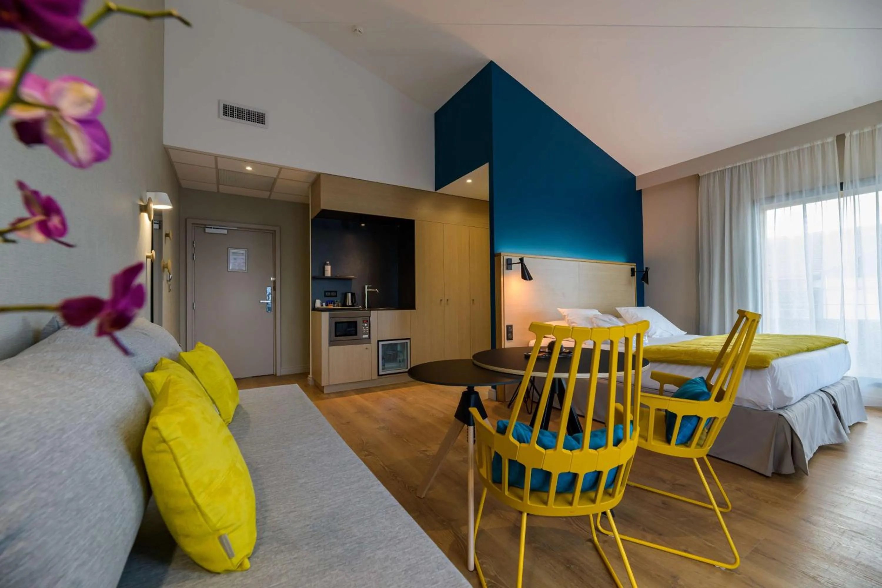 Photo of the whole room, Bed in Best Western Montecristo-Bastia