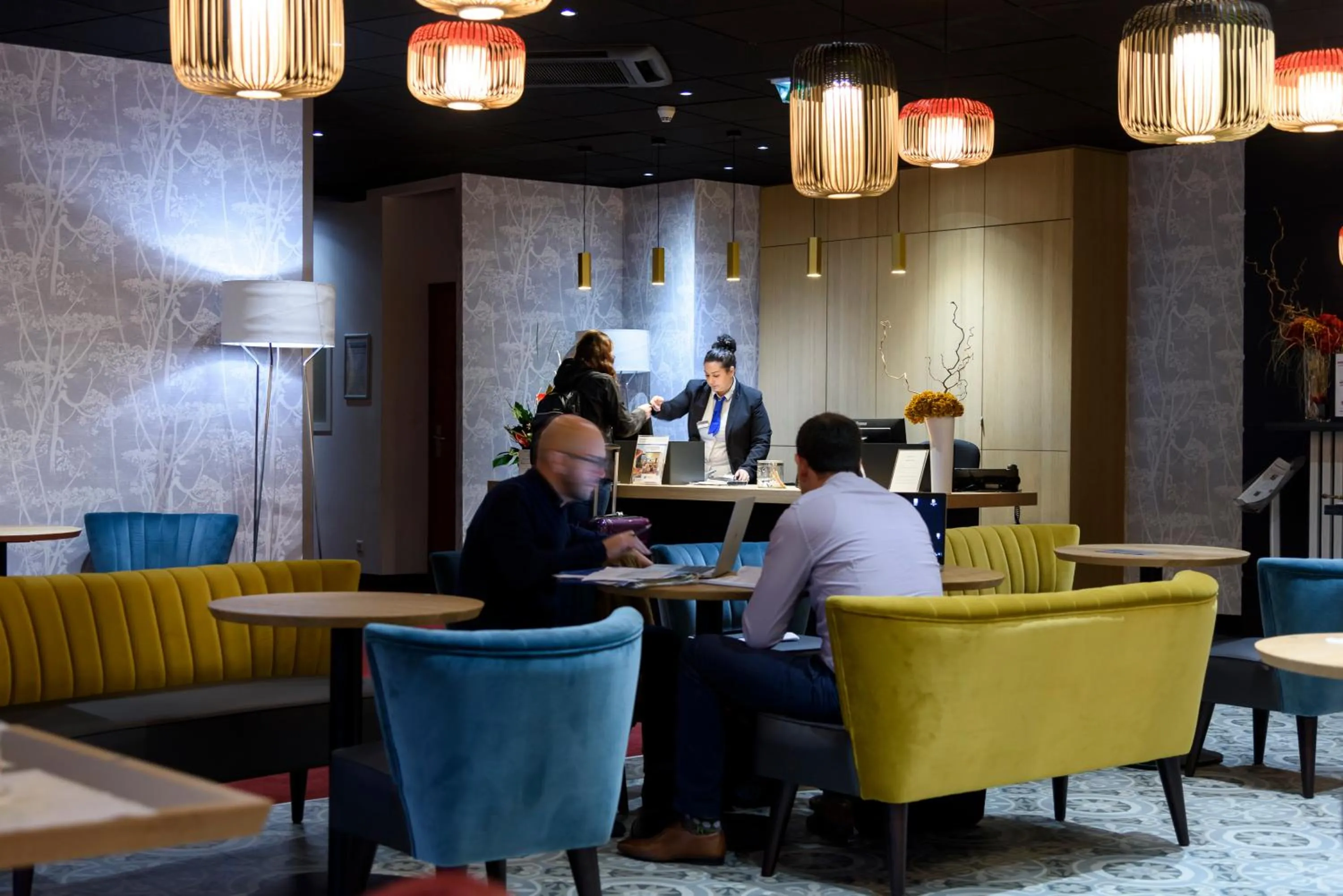 Lobby or reception in Best Western Montecristo-Bastia