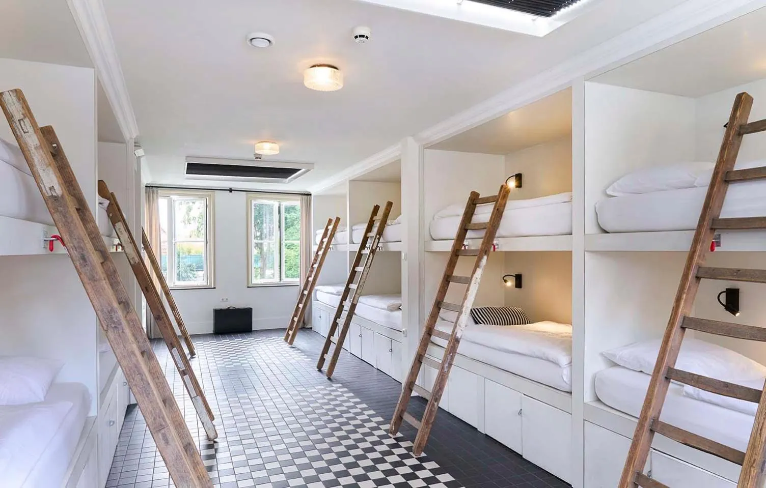 Bed in Hello I'm Local - Boutique Hostel