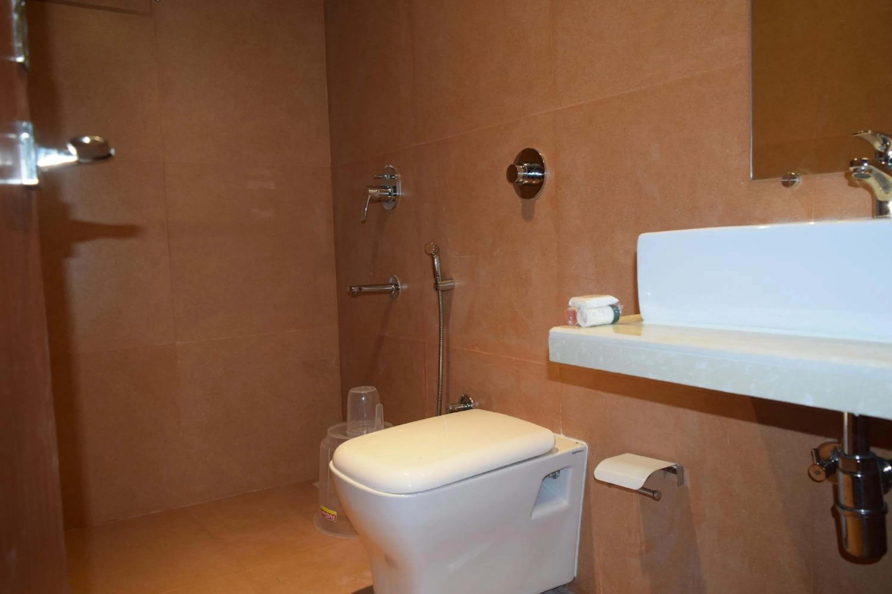 TV and multimedia in Aflon midc andheri east