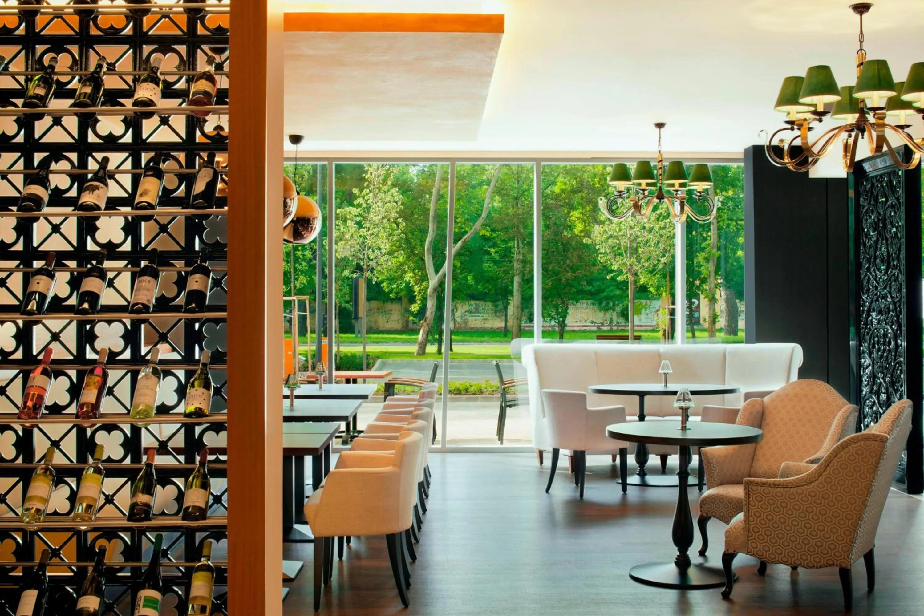 Restaurant/places to eat in Four Points by Sheraton Kecskemet Hotel and Conference Center
