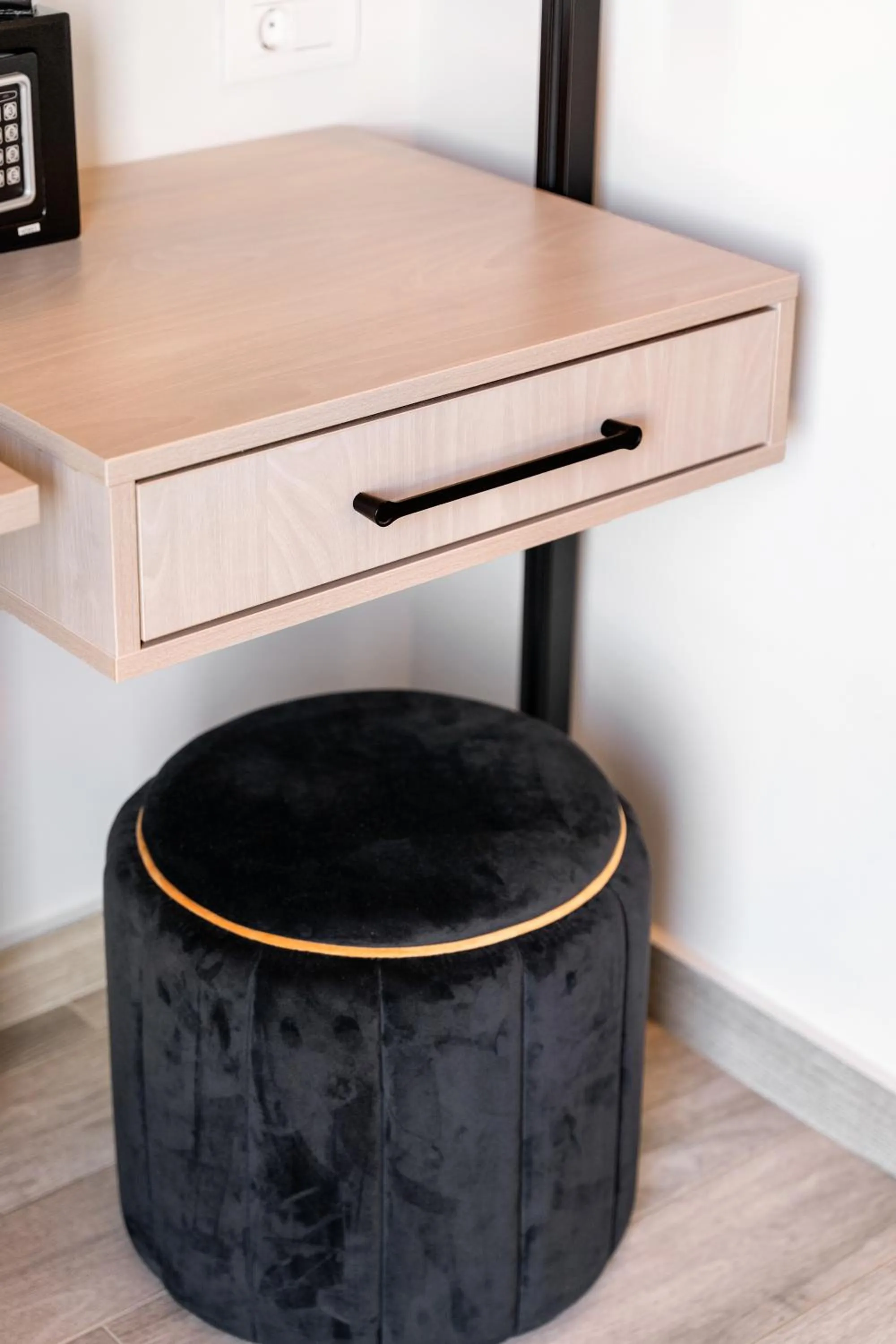 Decorative detail in Frunze Luxury Apartments