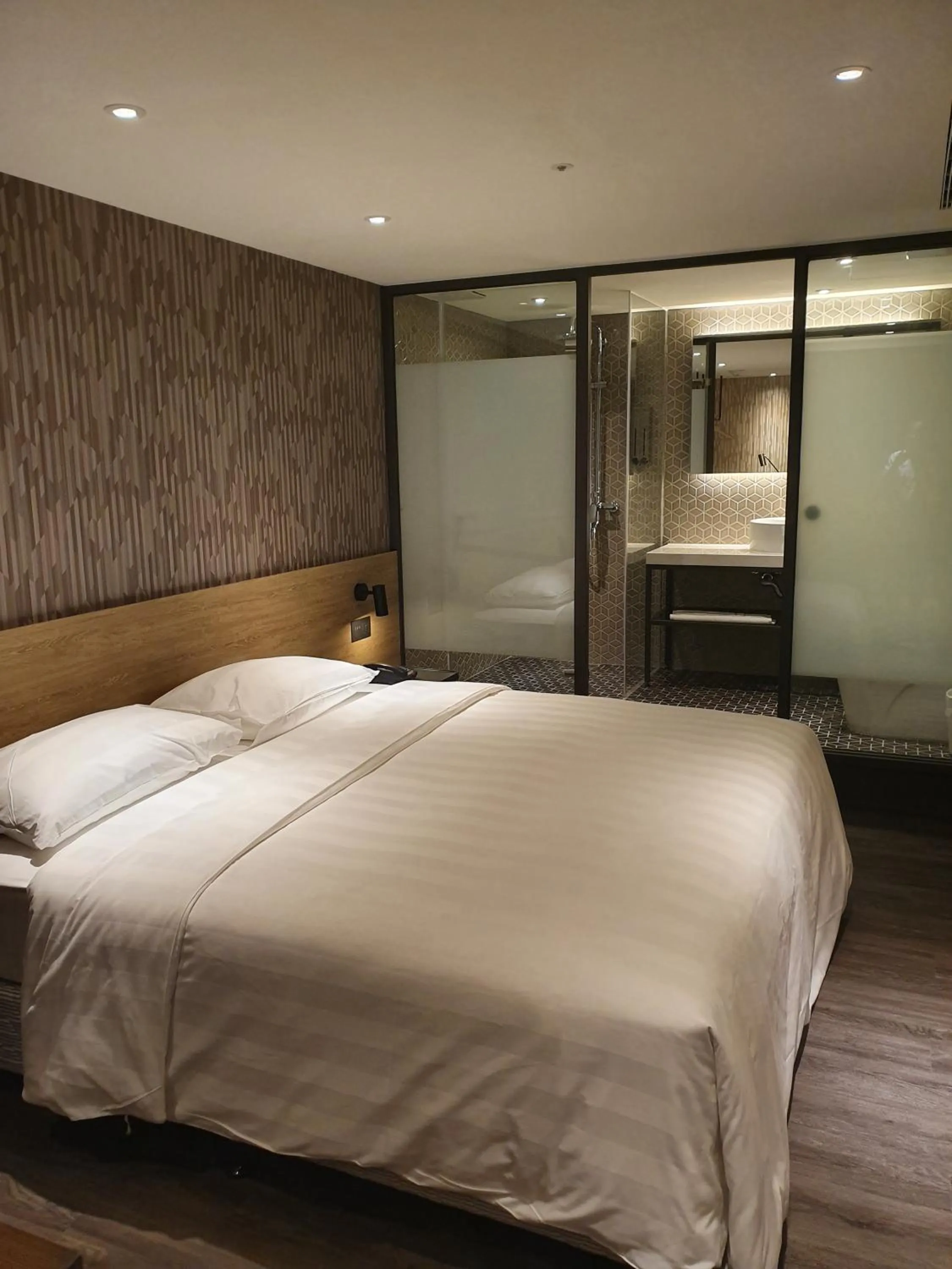 Bed in City Suites - Taoyuan Station