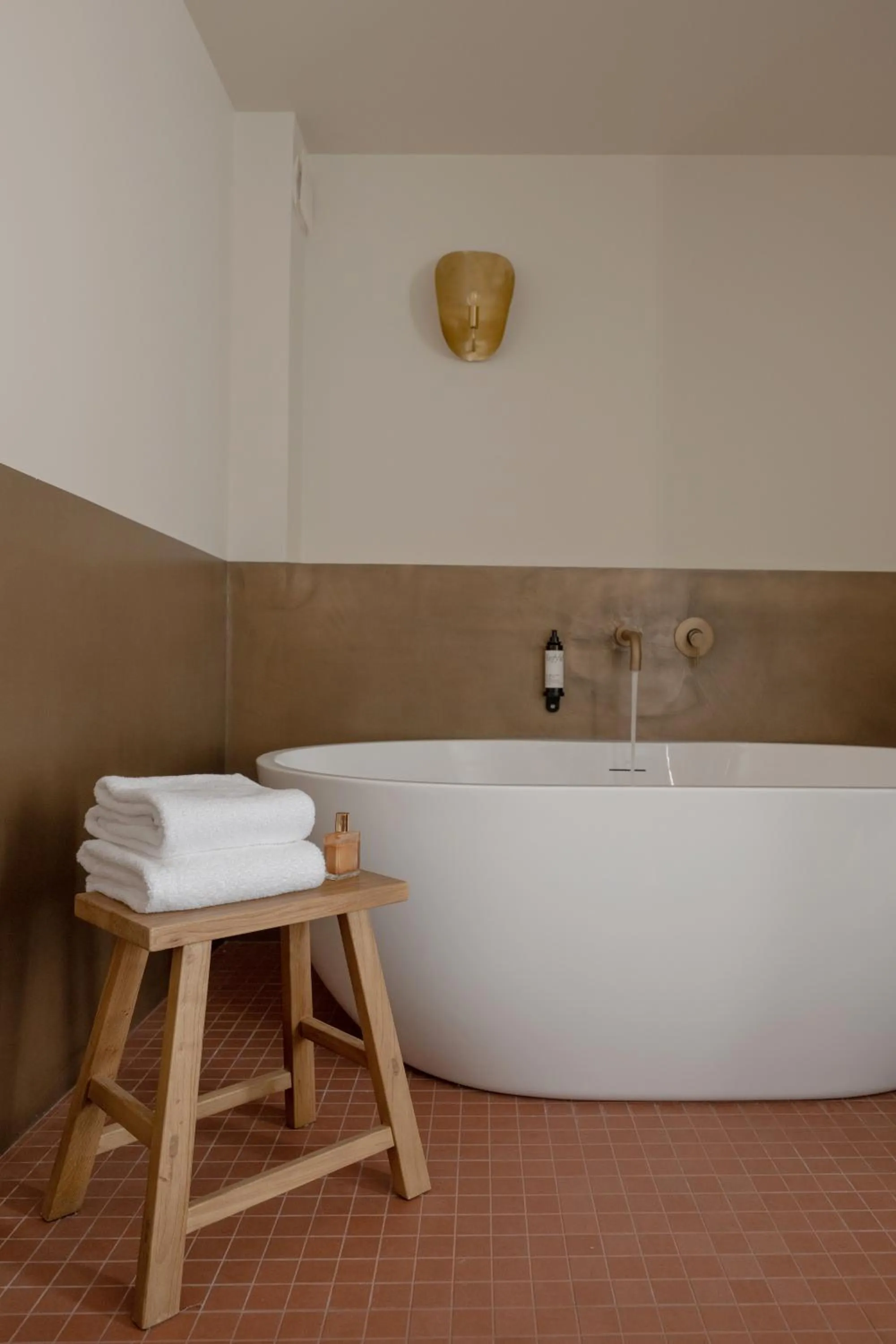 Bathroom in MiHotel Le Gourguillon