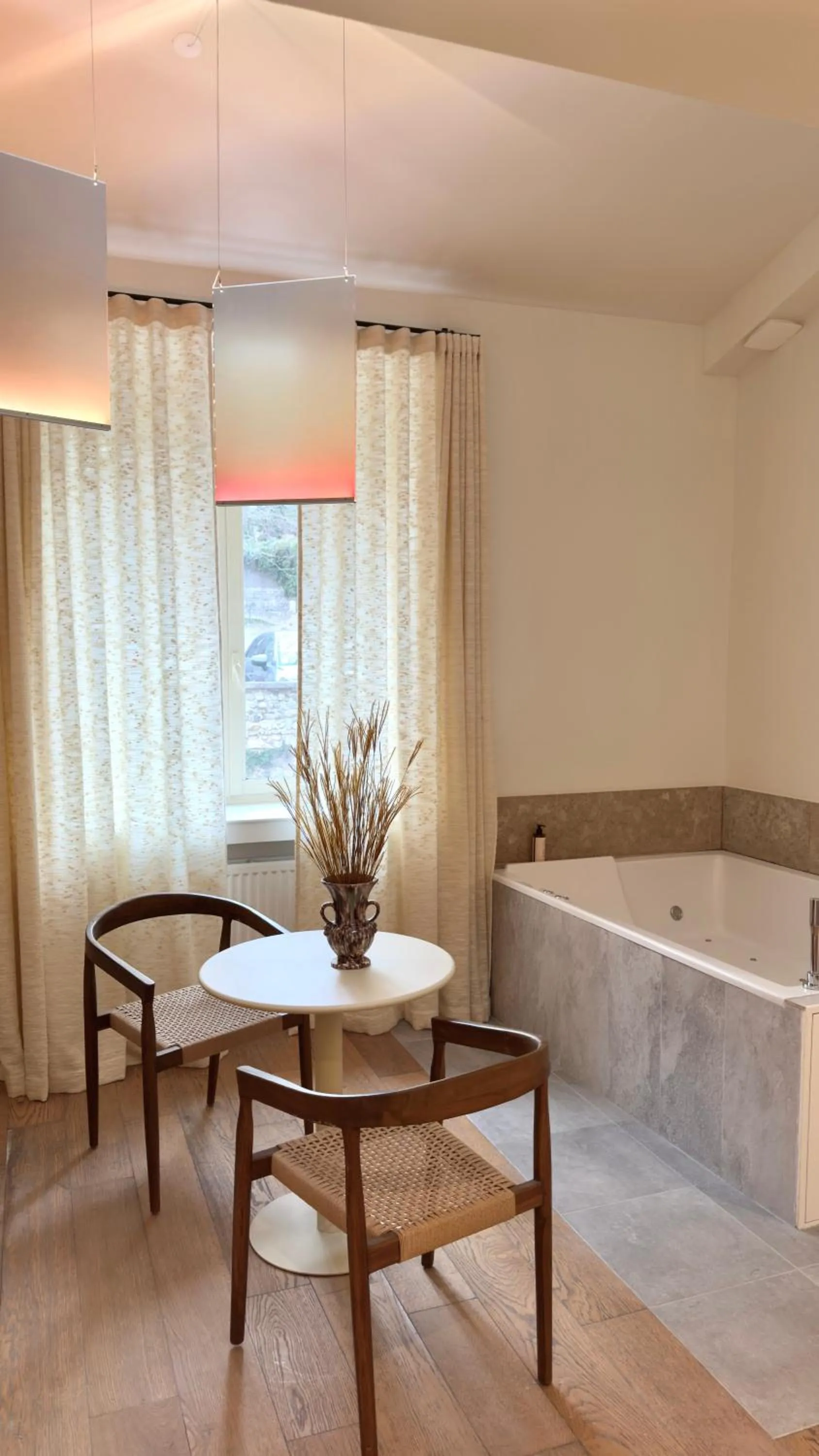 Bed in MiHotel Le Gourguillon