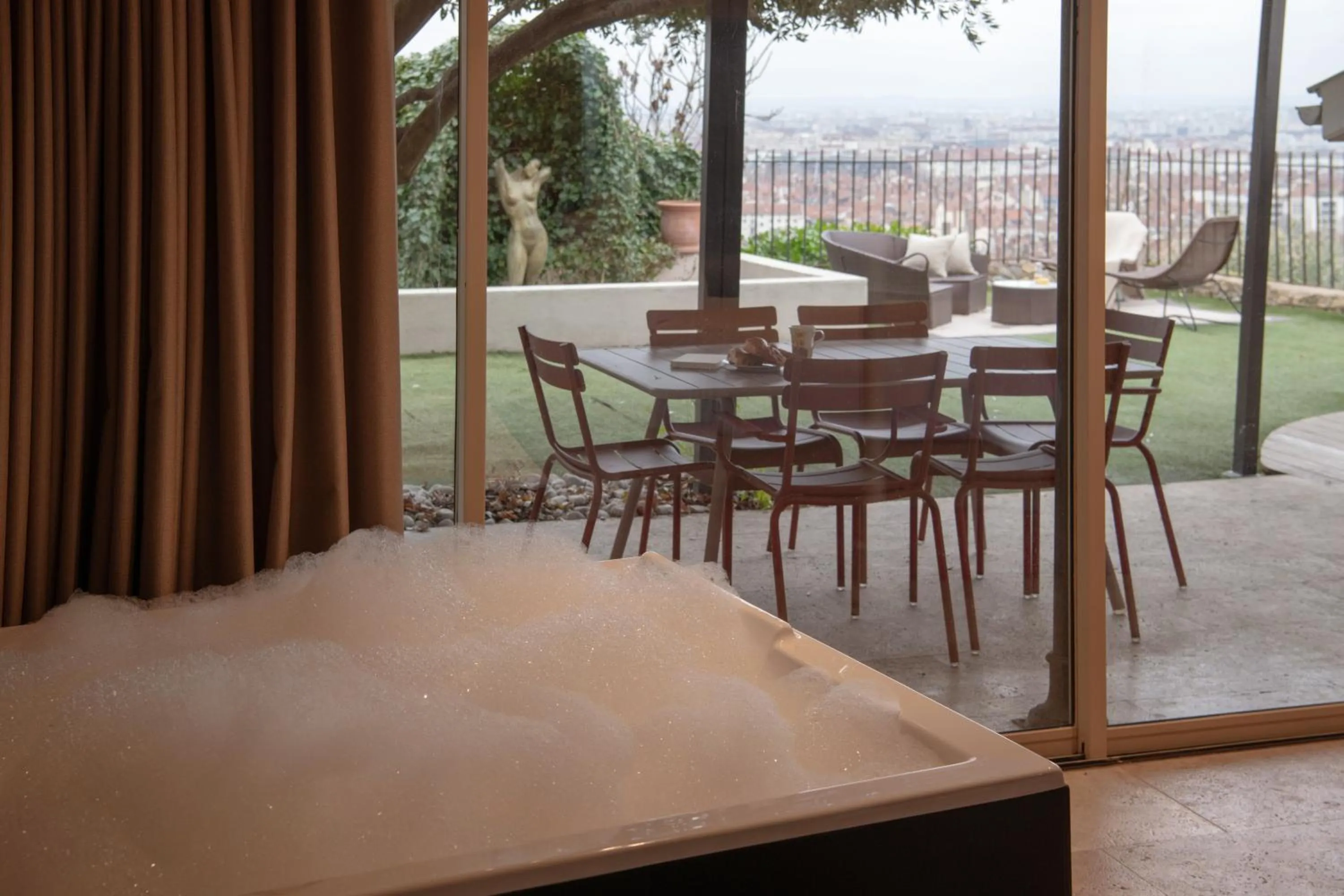 MiHotel Le Gourguillon