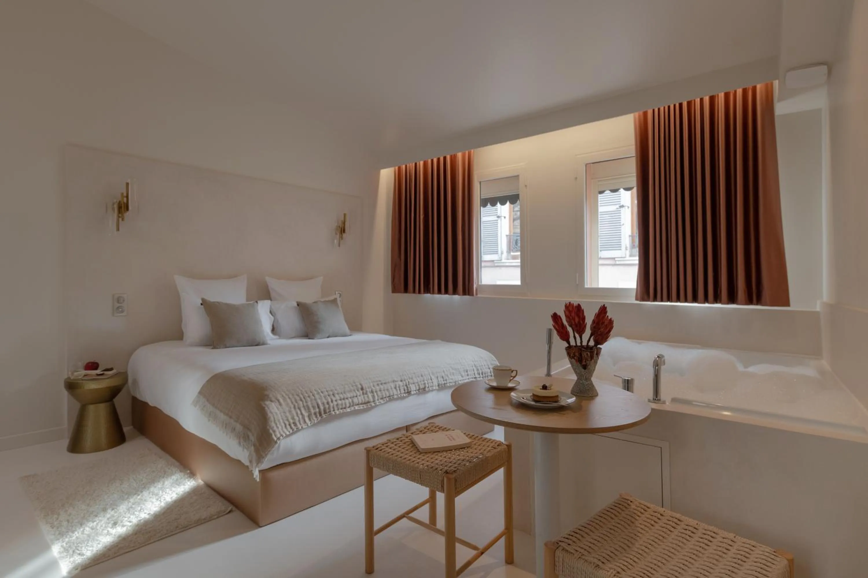 Bed in MiHotel Le Gourguillon