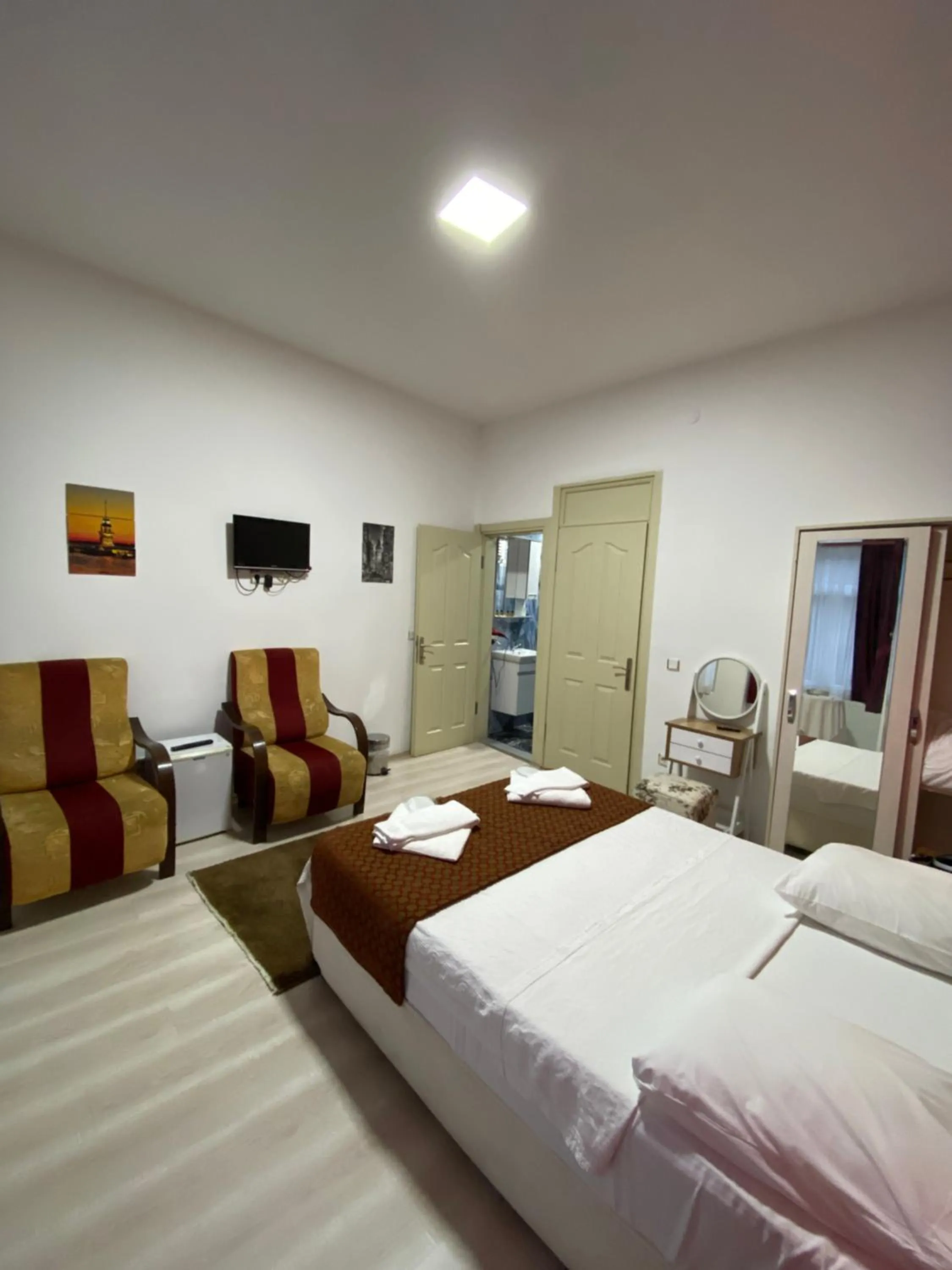 Massage, Bed in Masal Hotel