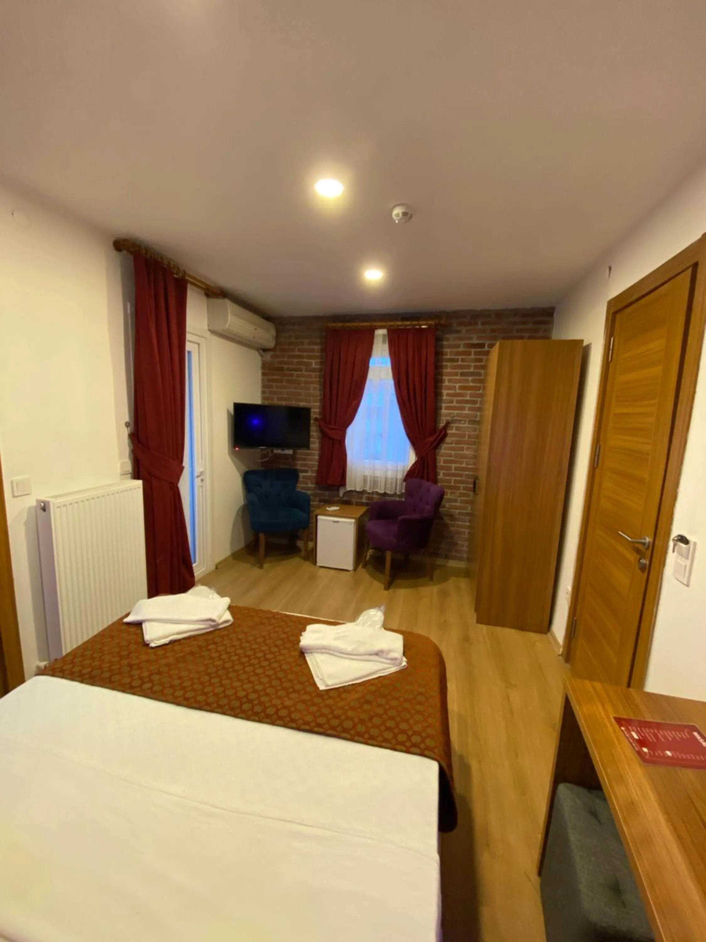 Sea view, Bed in Masal Hotel