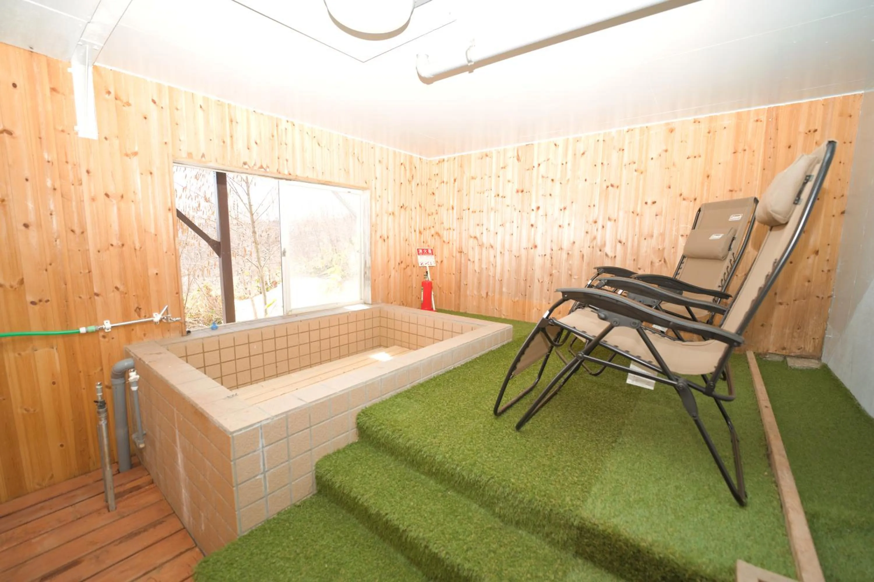 Sauna in LAKE TOYA Great view log cabin