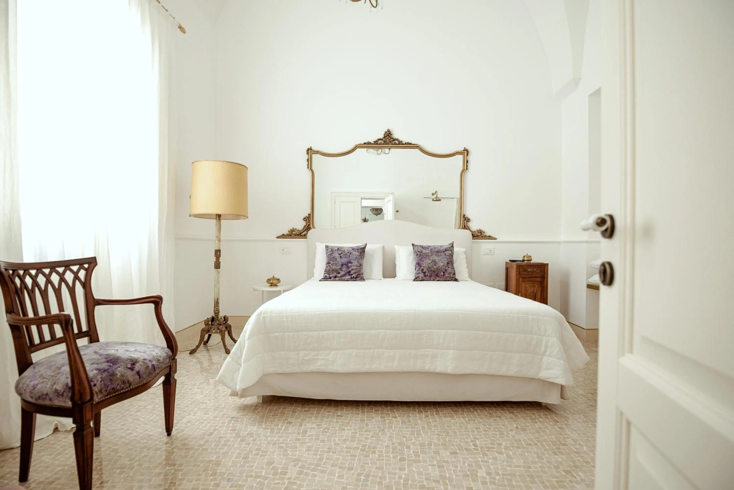 Bed in Relais Carlo Alberto