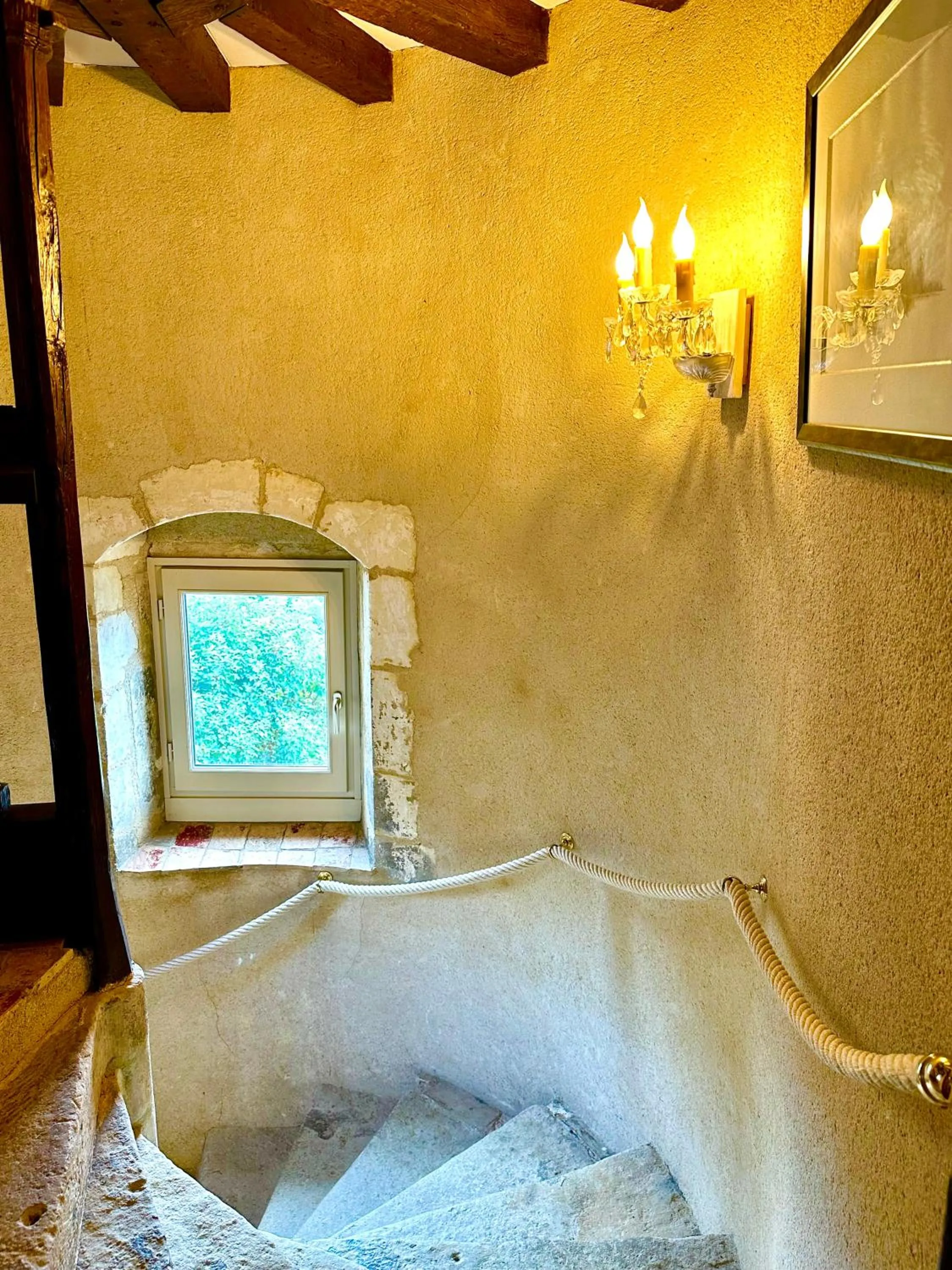 Facade/entrance in Logis Saint-Flaceau