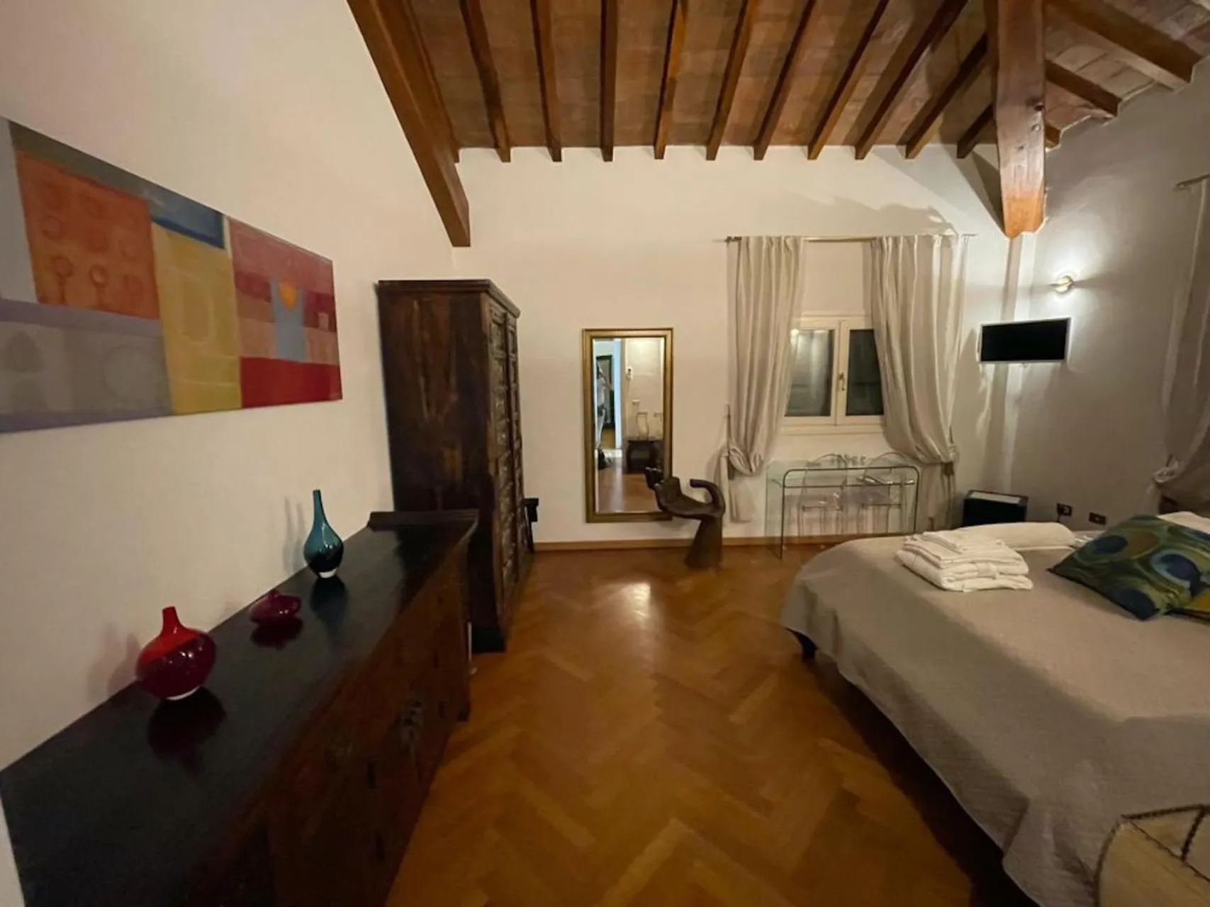 Photo of the whole room, Bed in Villa Matildis