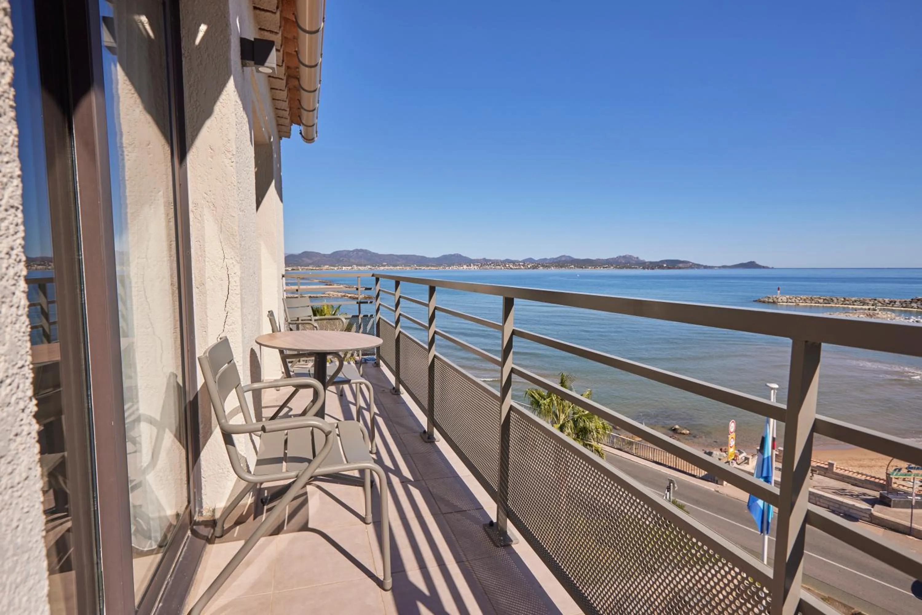 Sea view in Van der Valk Hotel Saint-Aygulf