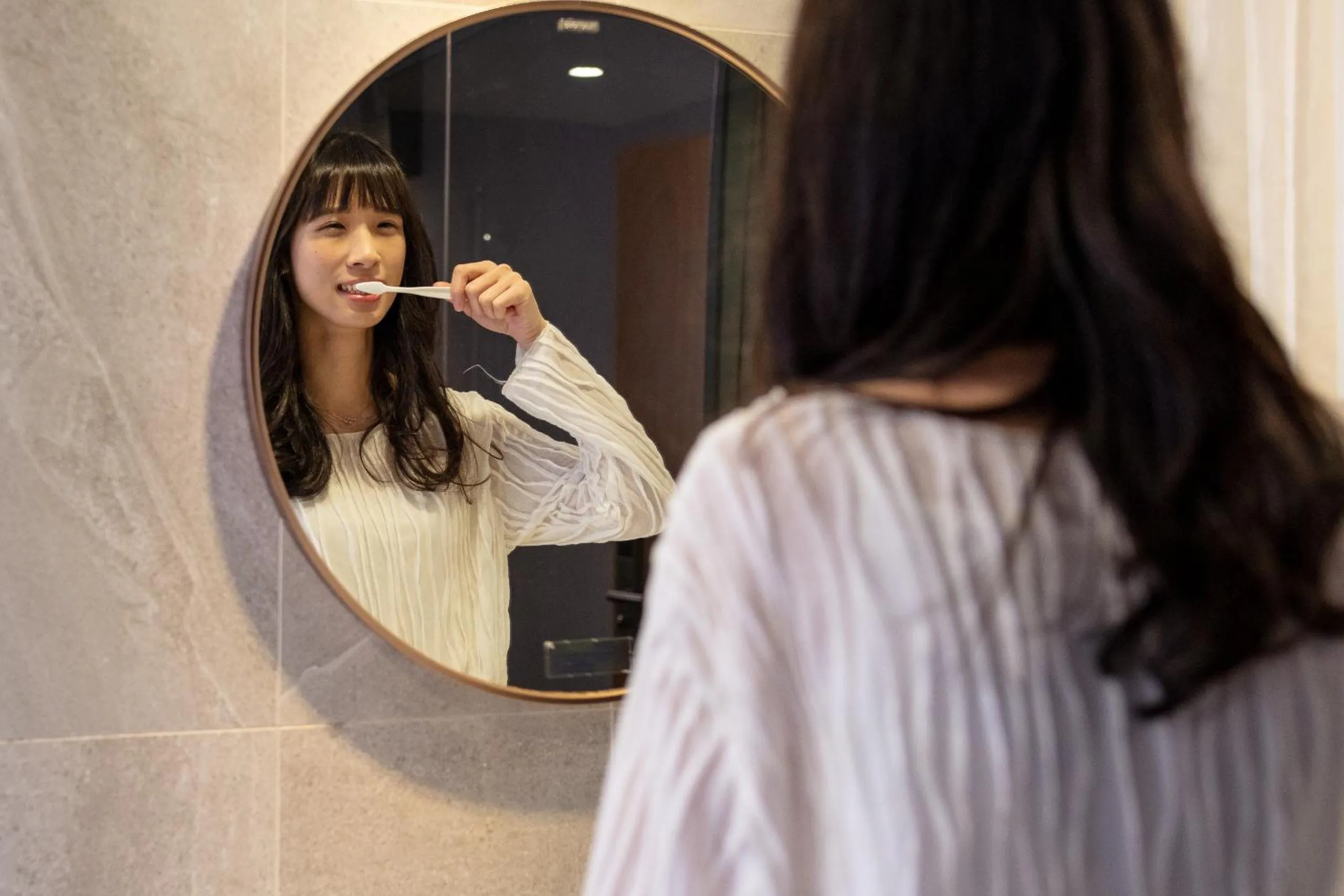 People in Cho Hotel 3