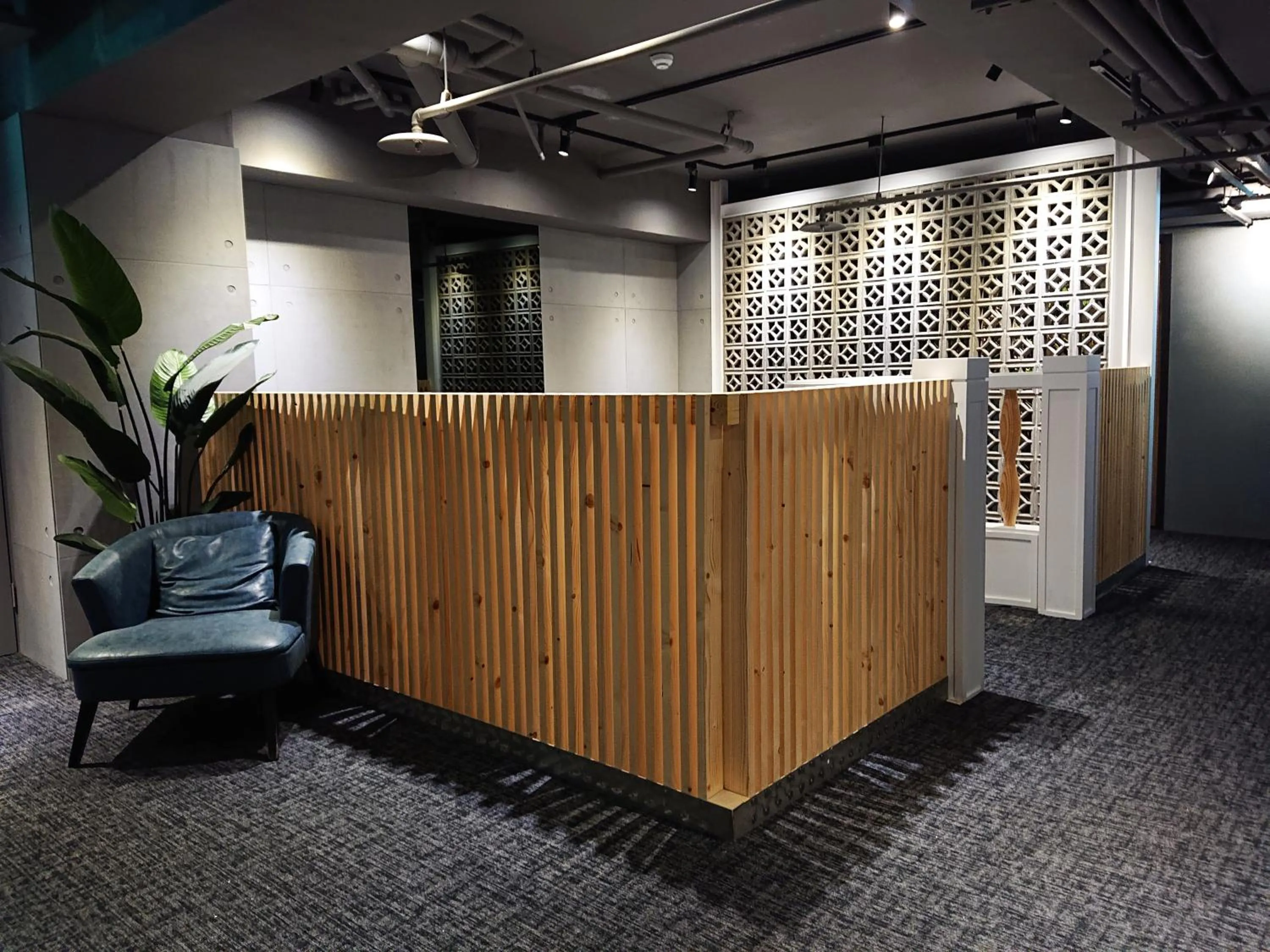 Decorative detail in Cho Hotel 3