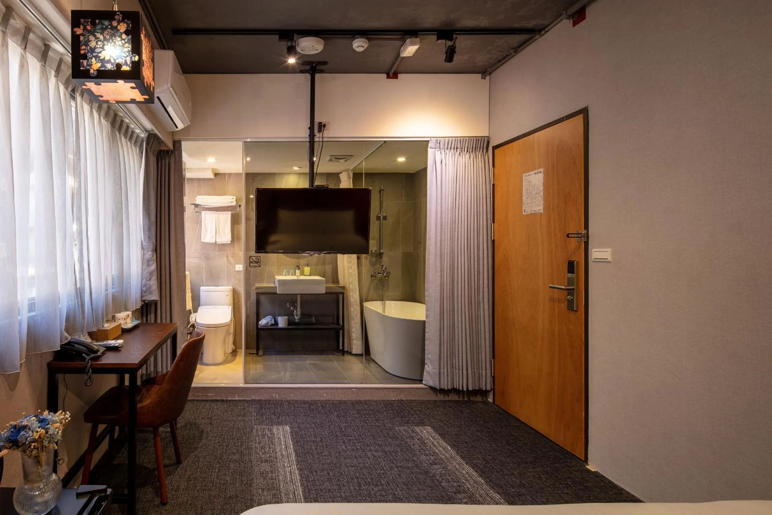 Toilet in Cho Hotel 3