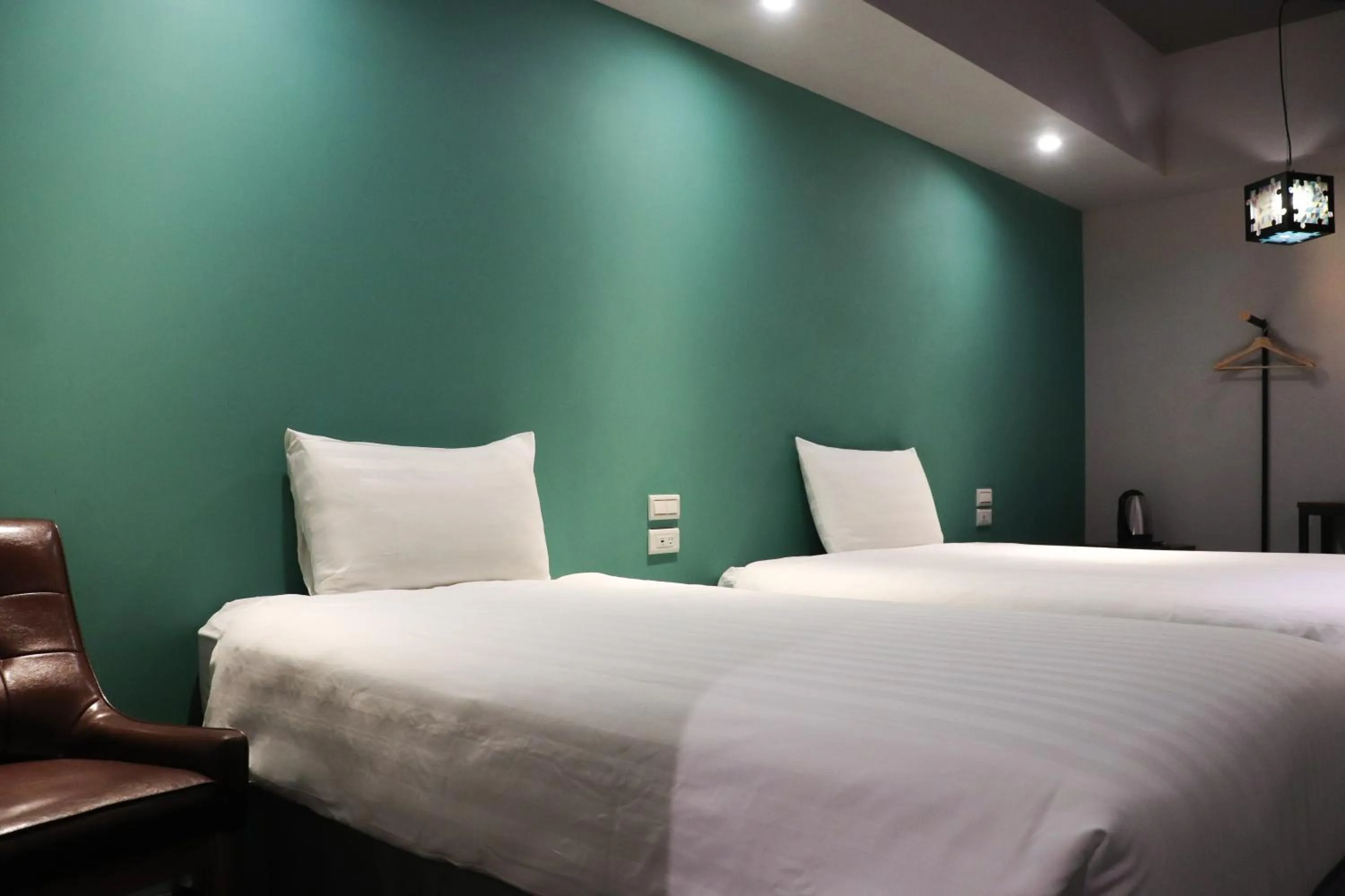 Photo of the whole room, Bed in Cho Hotel 3