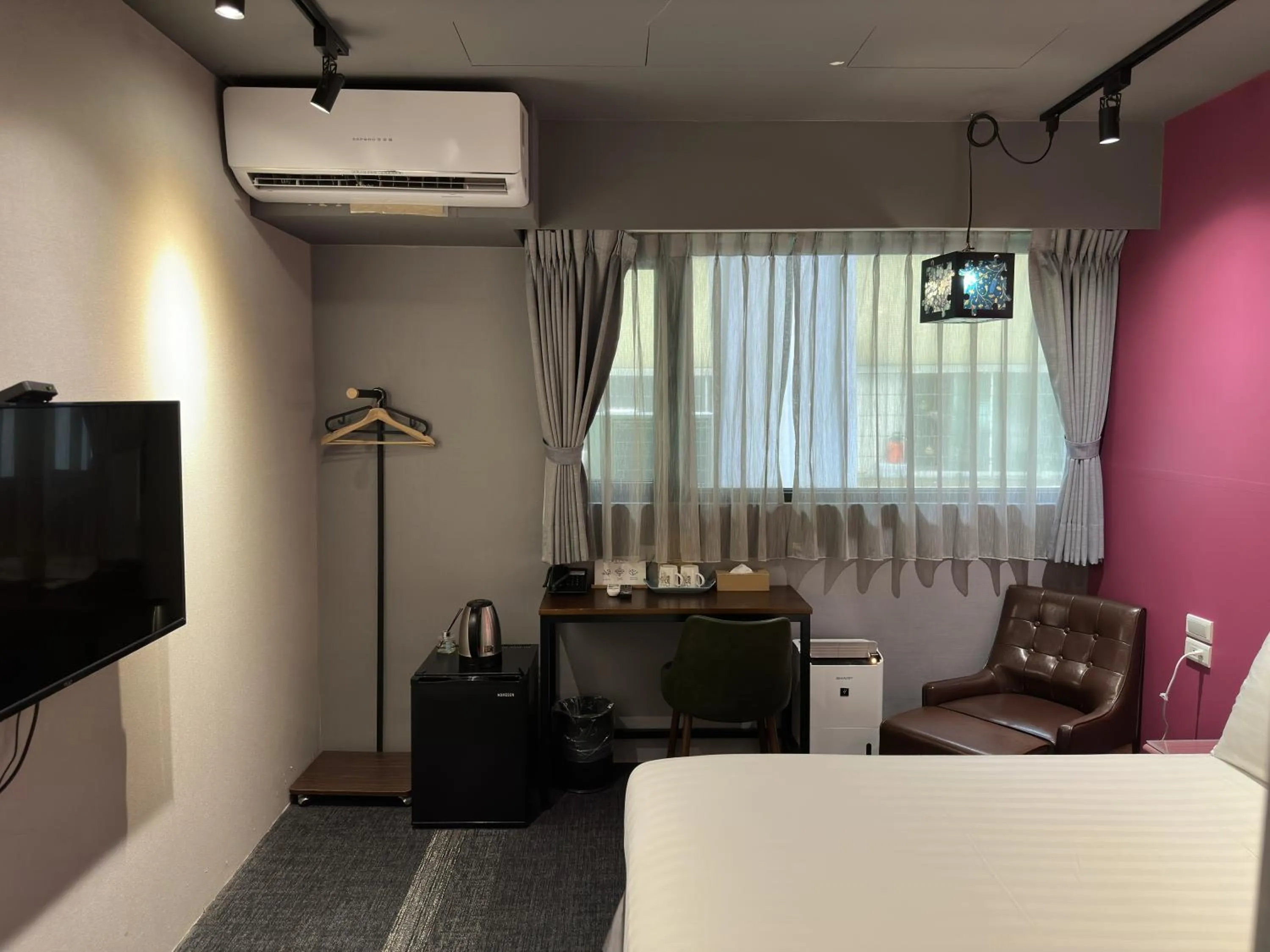 City view, Bed in Cho Hotel 3