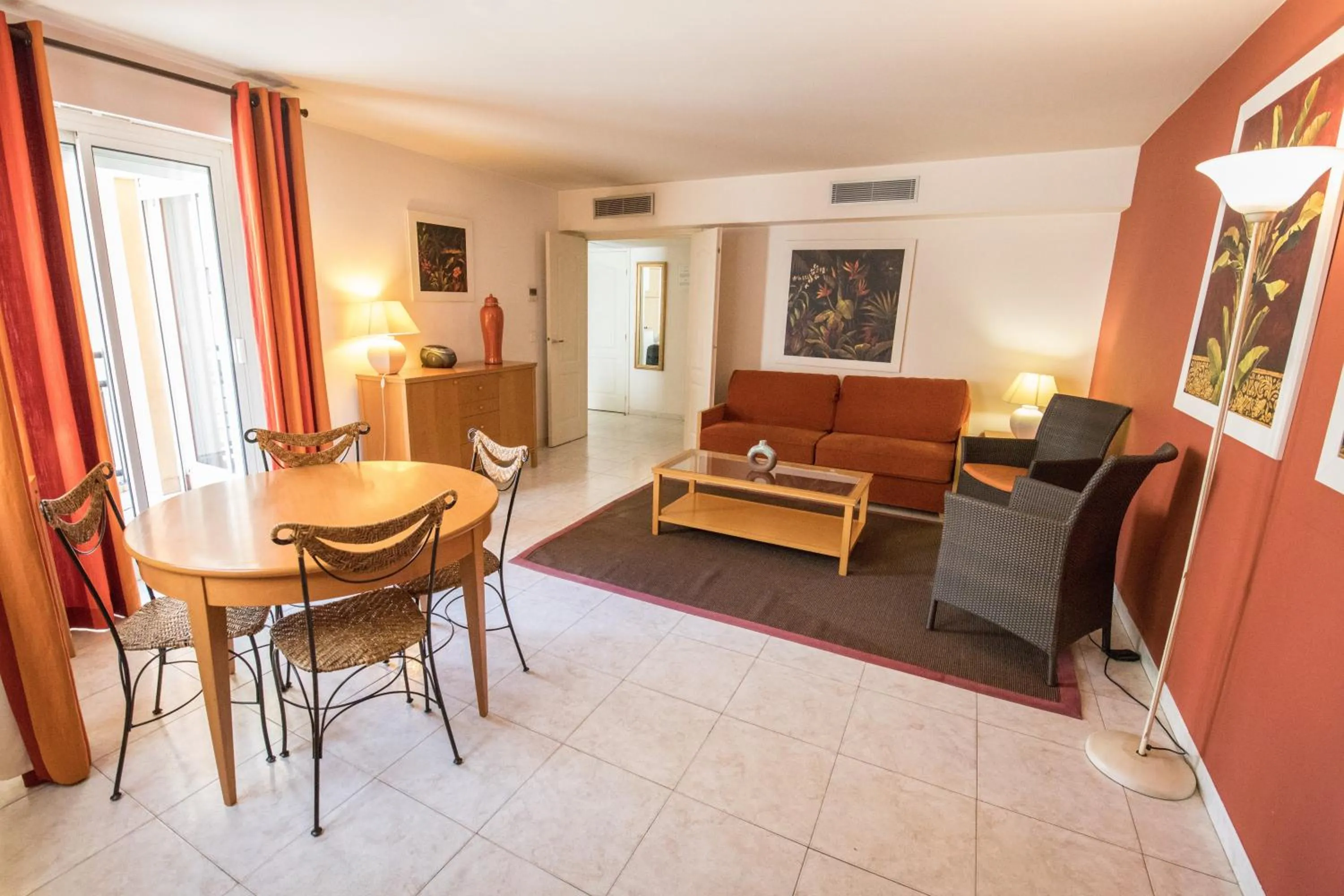 Living room in Cannes Croisette Prestige Apart'hotel