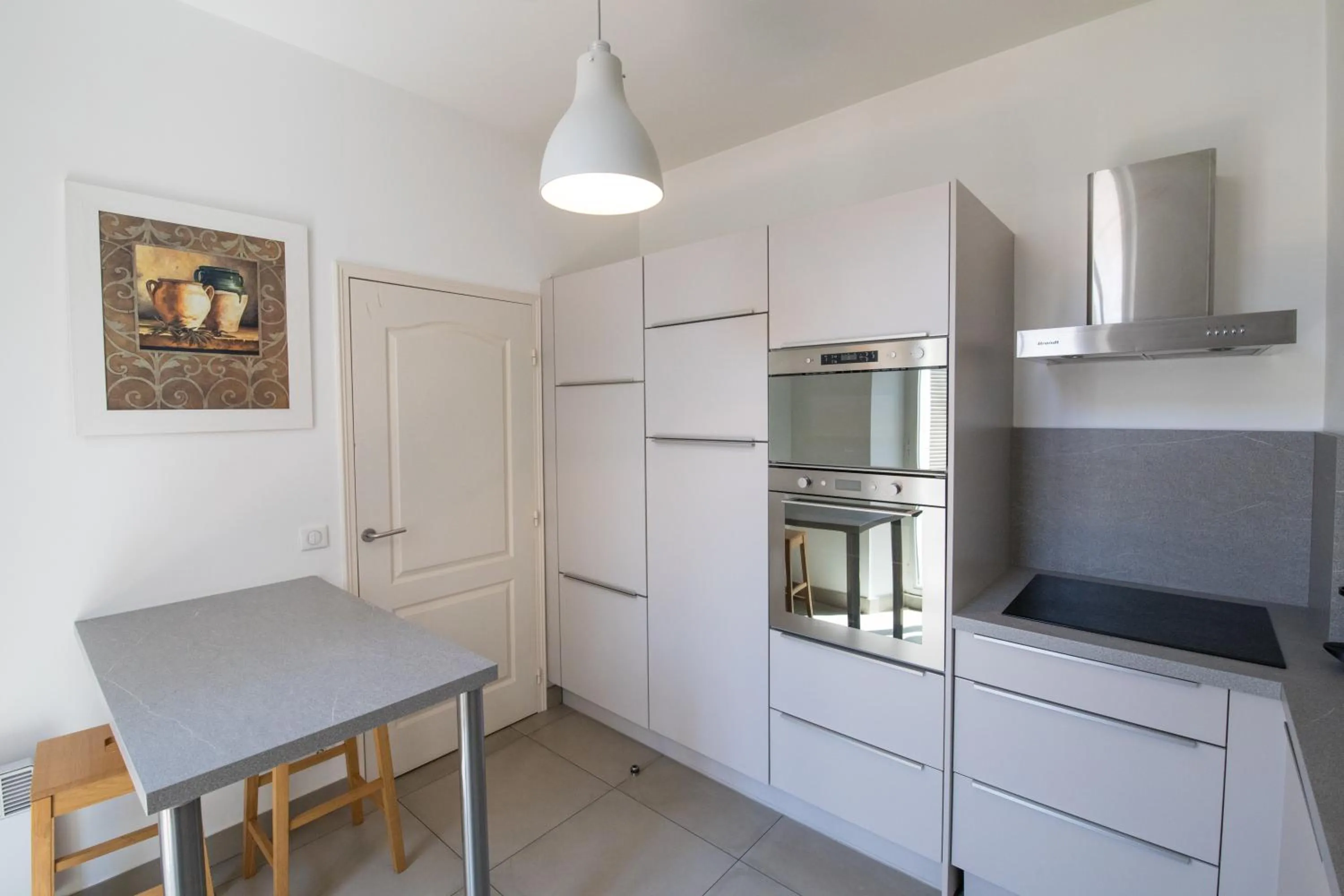 Kitchen or kitchenette in Cannes Croisette Prestige Apart'hotel