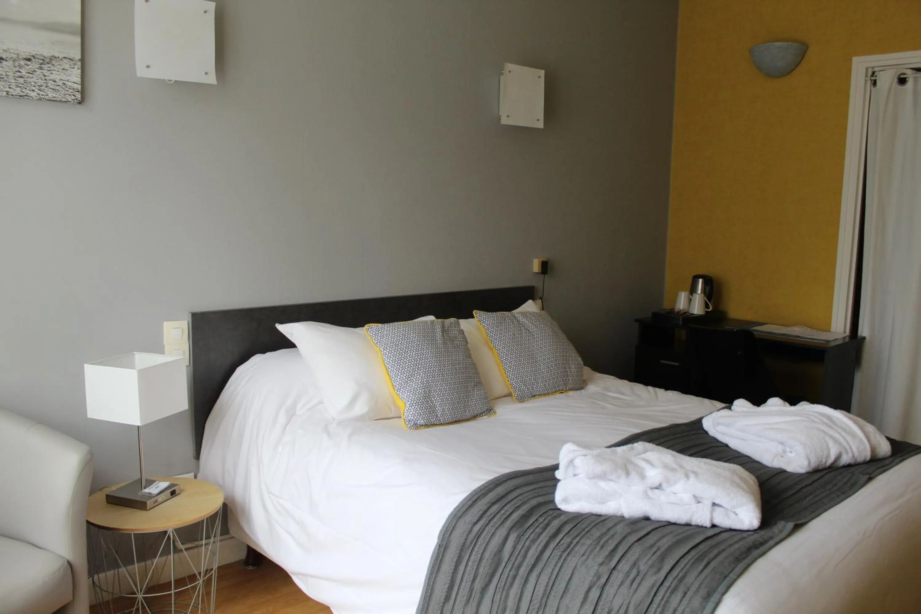 Balcony/Terrace in Hotel de L'Europe, La Roche-Posay