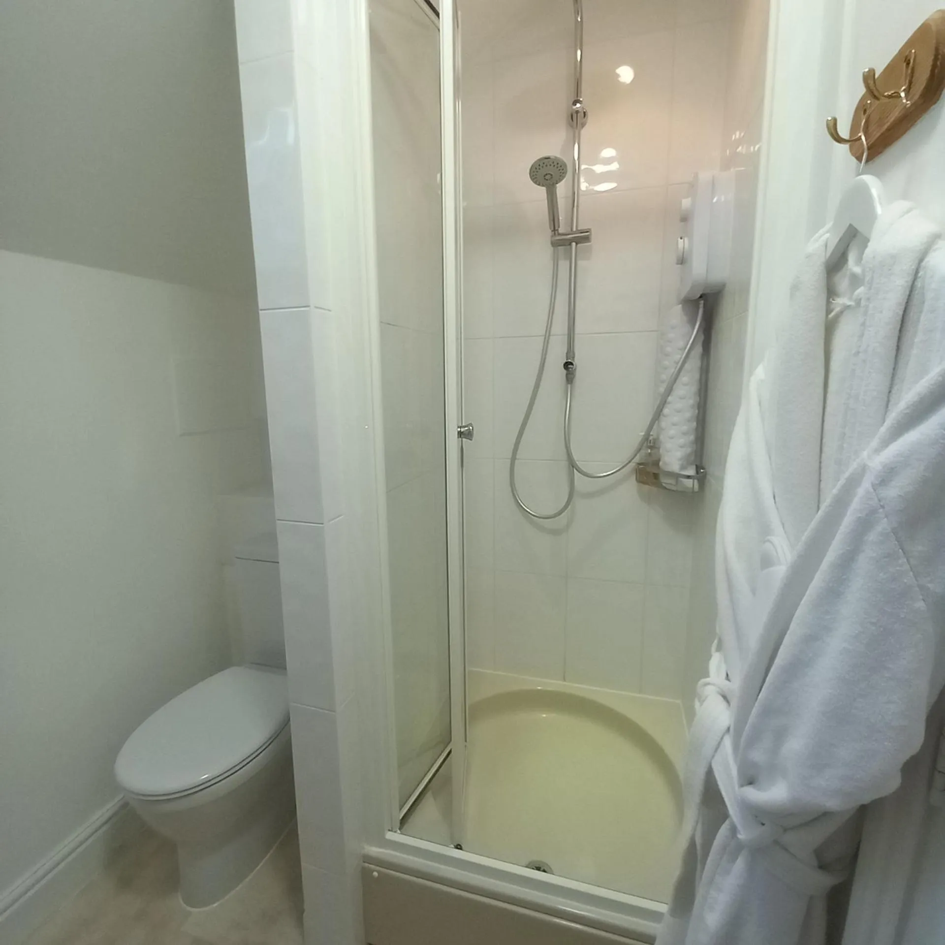 Shower in The Abbey Hotel & Apartments