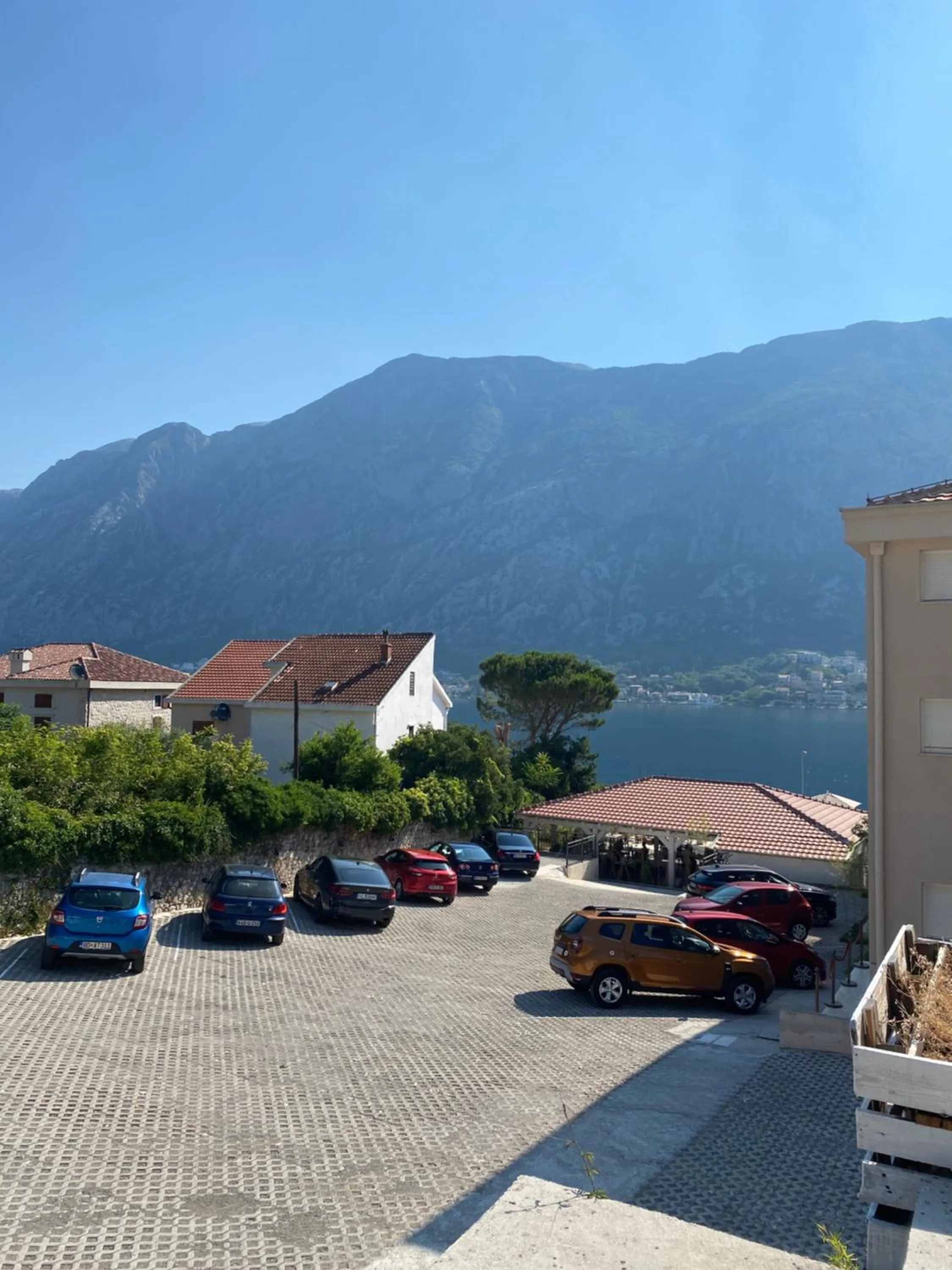 Property building in Montebay Perla