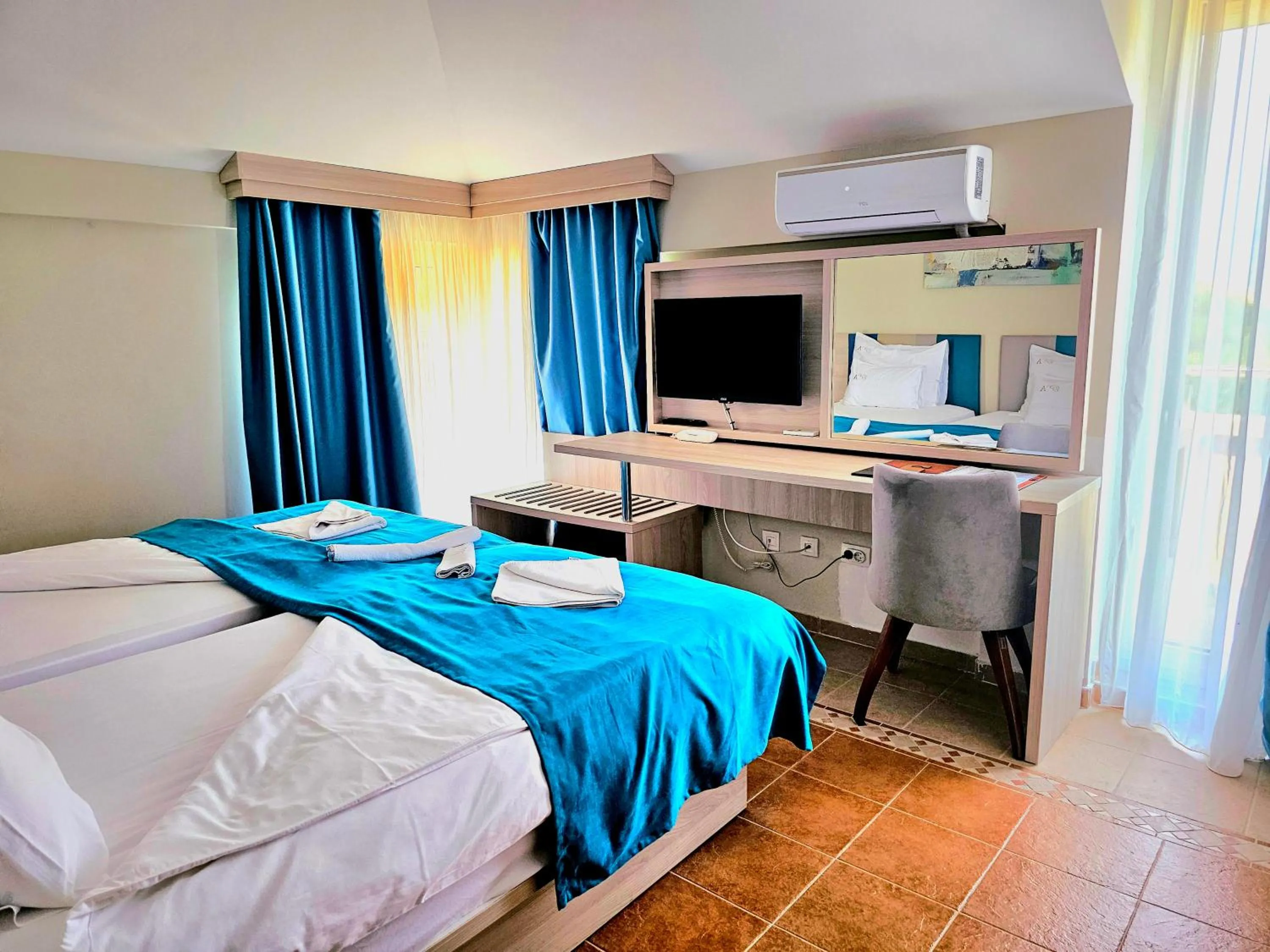 Bed in Montebay Perla