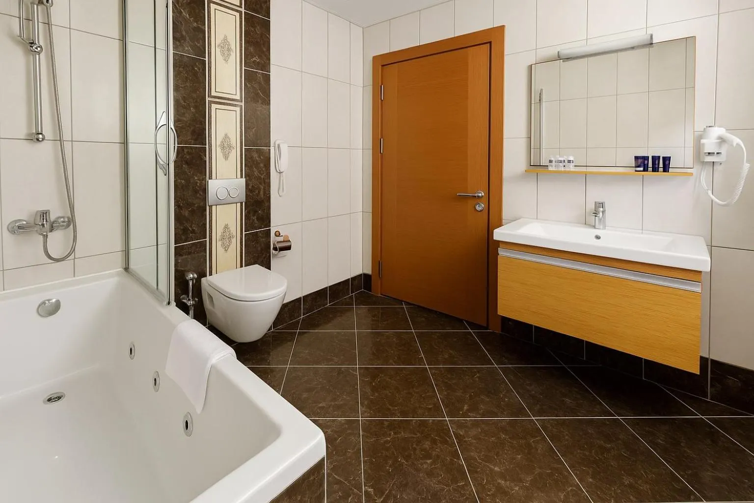 Bathroom in Grand Hotel Avcılar